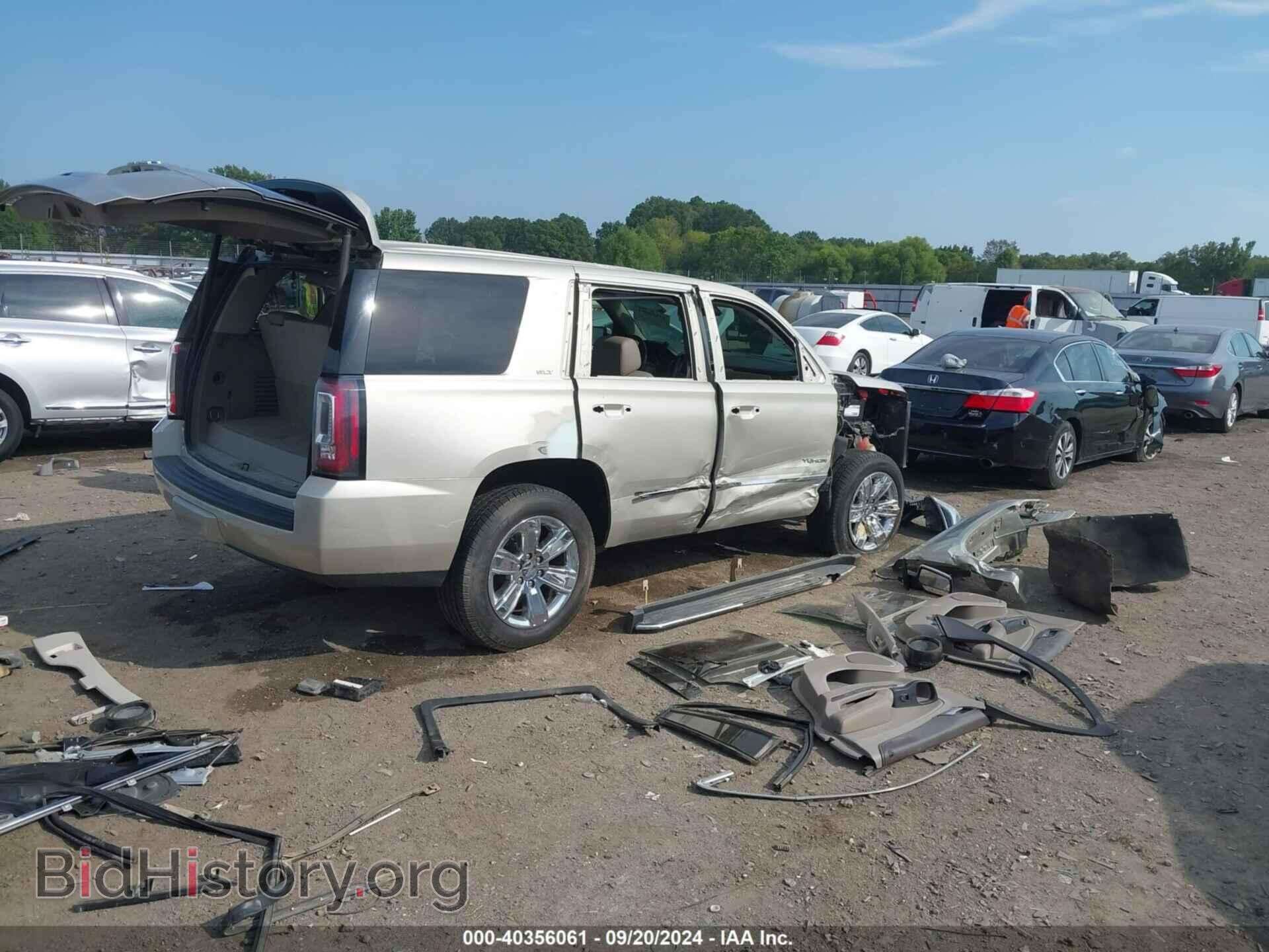 2017 GMC YUKON - VIN: 1GKS1BKC7HR354294 - Photo 4