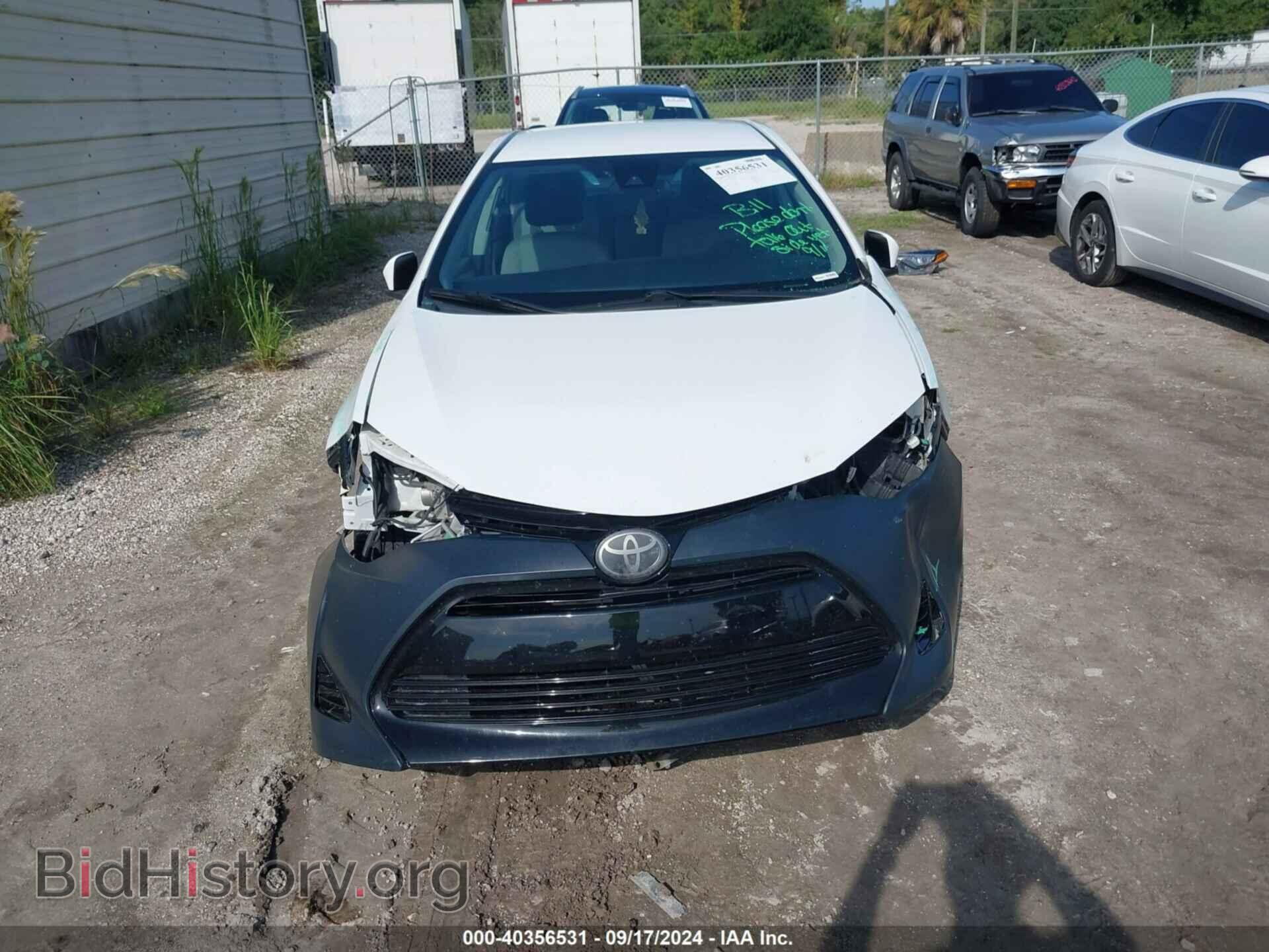2018 TOYOTA COROLLA - VIN: 5YFBURHE9JP807321 - Фото 13