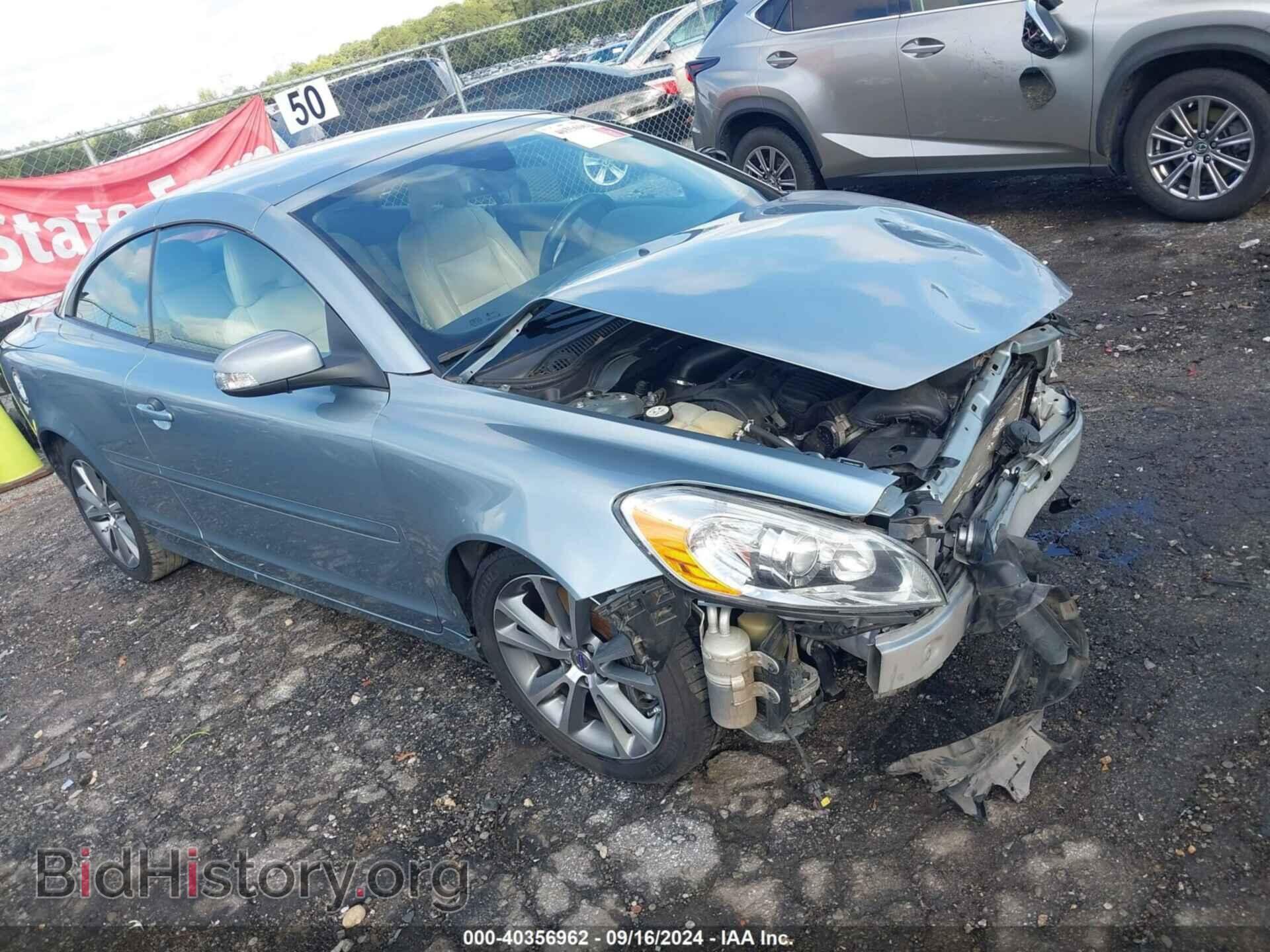 Photo YV1672MC6CJ129083 - VOLVO C70 2012