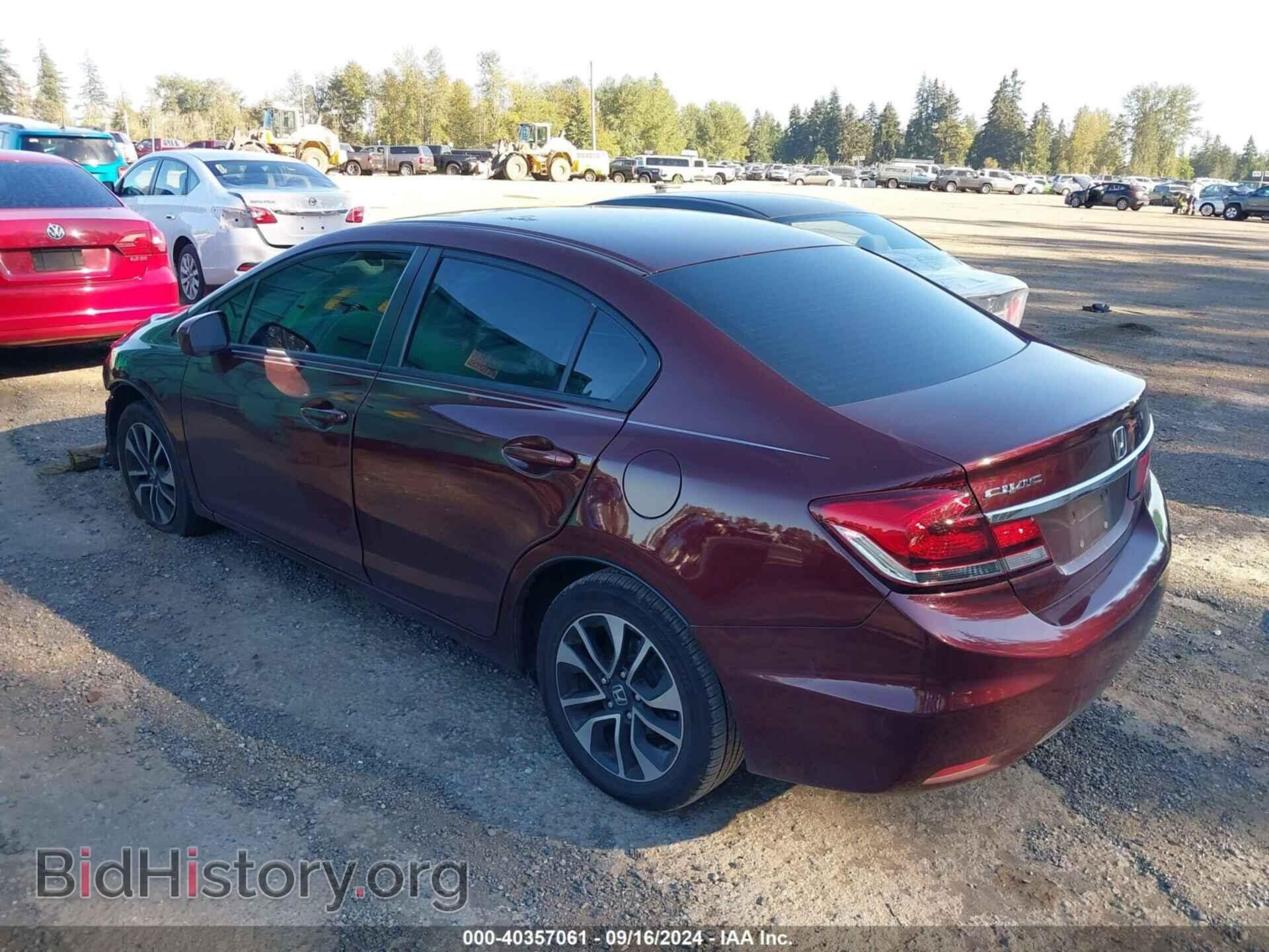 2015 HONDA CIVIC - VIN: 2HGFB2F82FH557656 - Фото 3