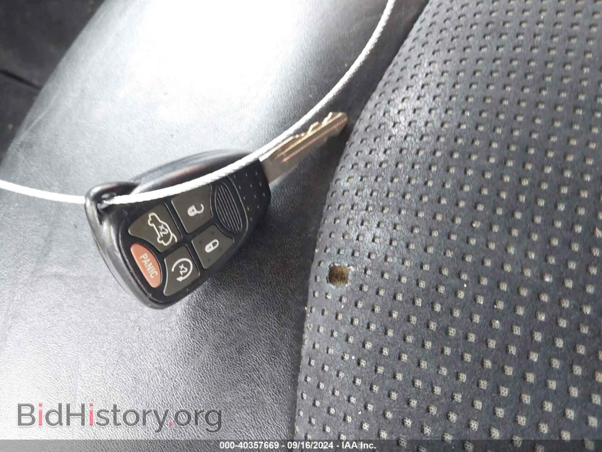 2013 CHRYSLER 200 - VIN: 1C3CCBCG3DN690283 - Фото 11