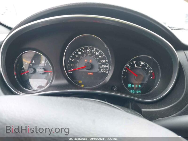 2013 Chrysler 200 (VIN 1C3CCBCG3DN690283) — фото 7 из 11