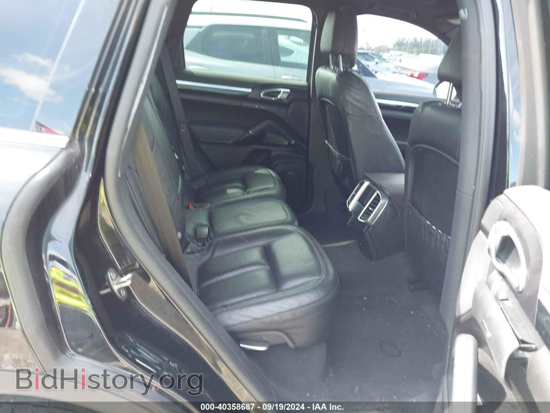 2016 PORSCHE CAYENNE - VIN: WP1AA2A26GLA00766 - Фото 8