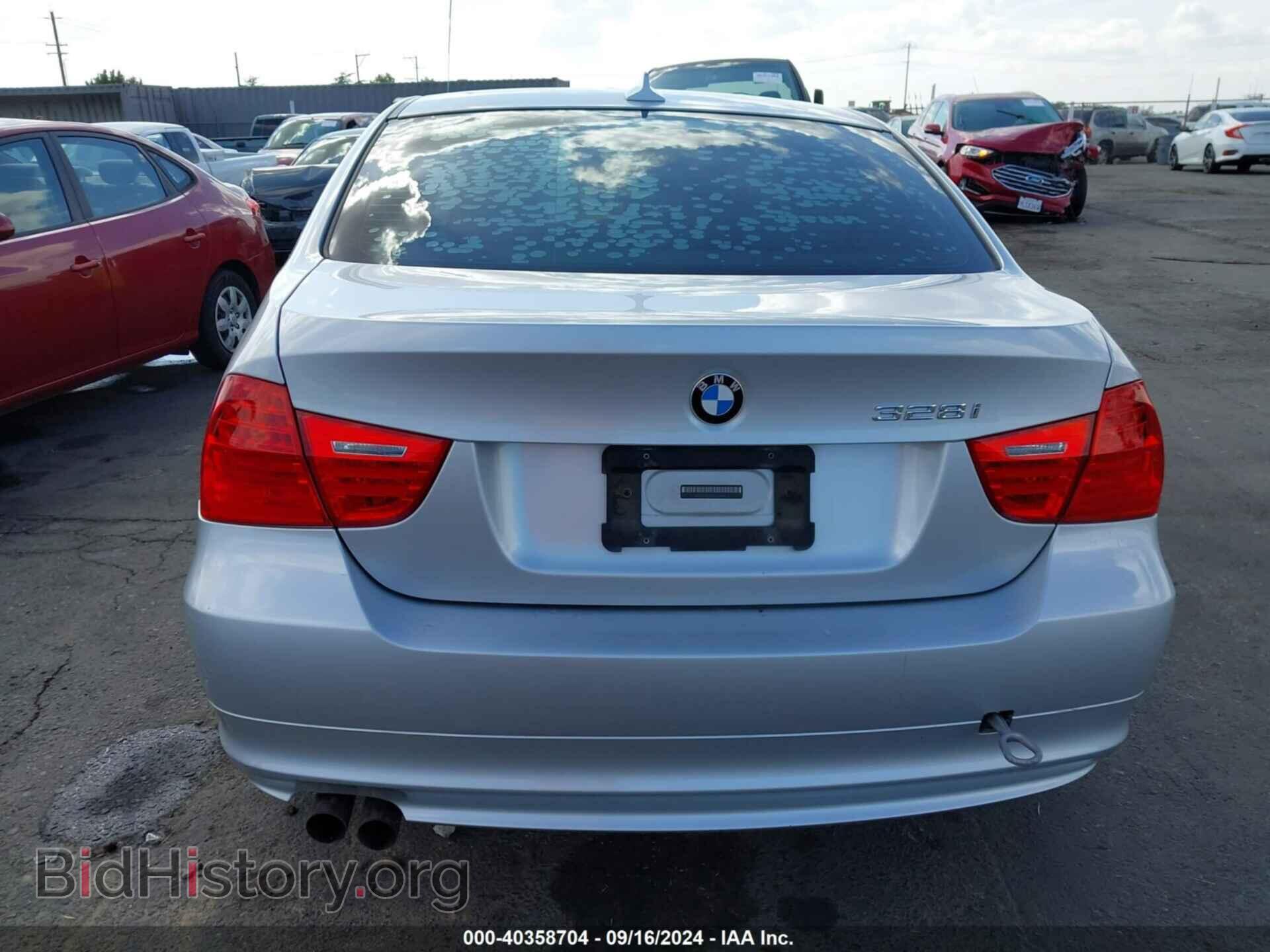 2011 BMW 328I - VIN: WBAPH5C57BA444403 - Фото 17