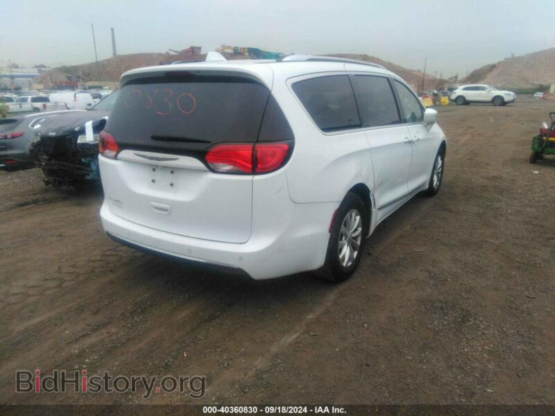 2019 Chrysler PACIFICA (VIN 2C4RC1BG8KR721898) — photo 4 of 21