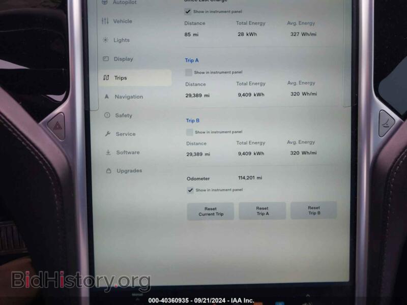 2016 Tesla MODEL S (VIN 5YJSA1E21GF130192) — фото 7 из 18