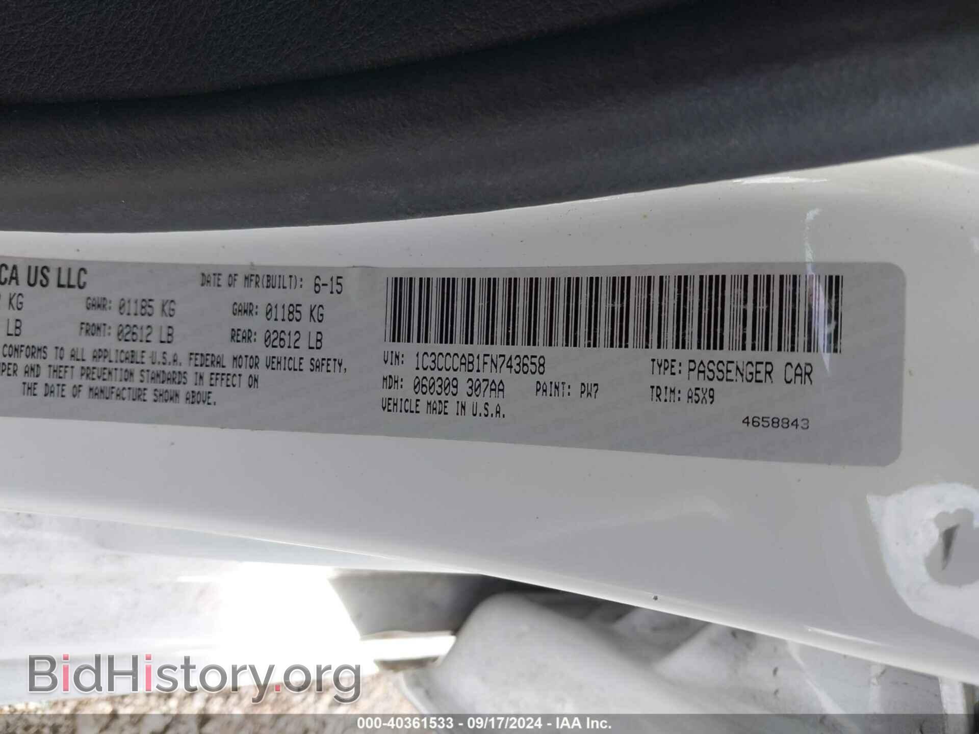 2015 CHRYSLER 200 - VIN: 1C3CCCAB1FN743658 - Фото 9