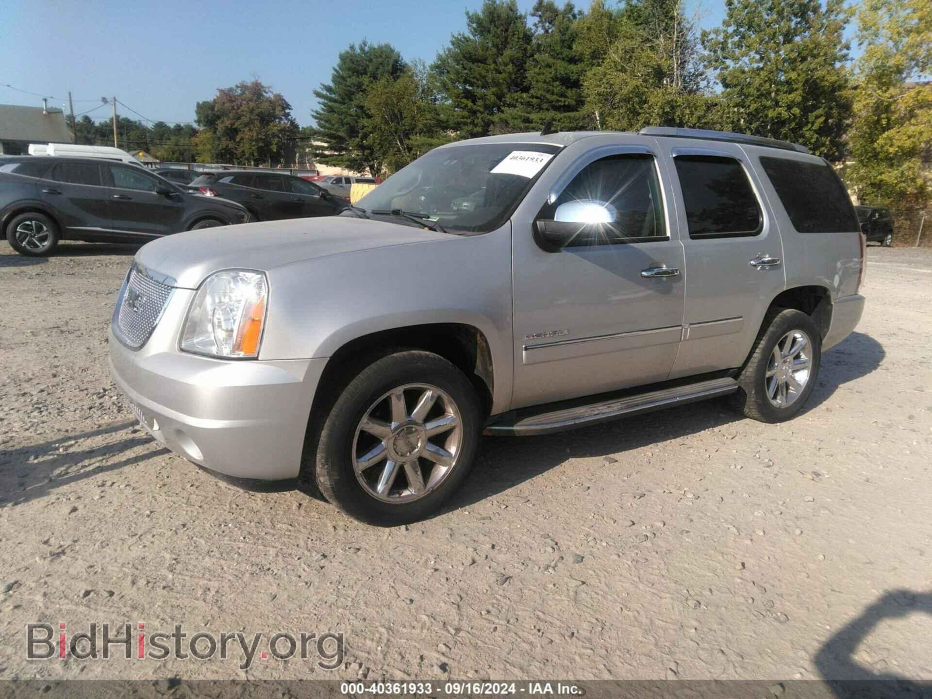 2011 GMC YUKON - VIN: 1GKS2EEF8BR308971 - Фото 2