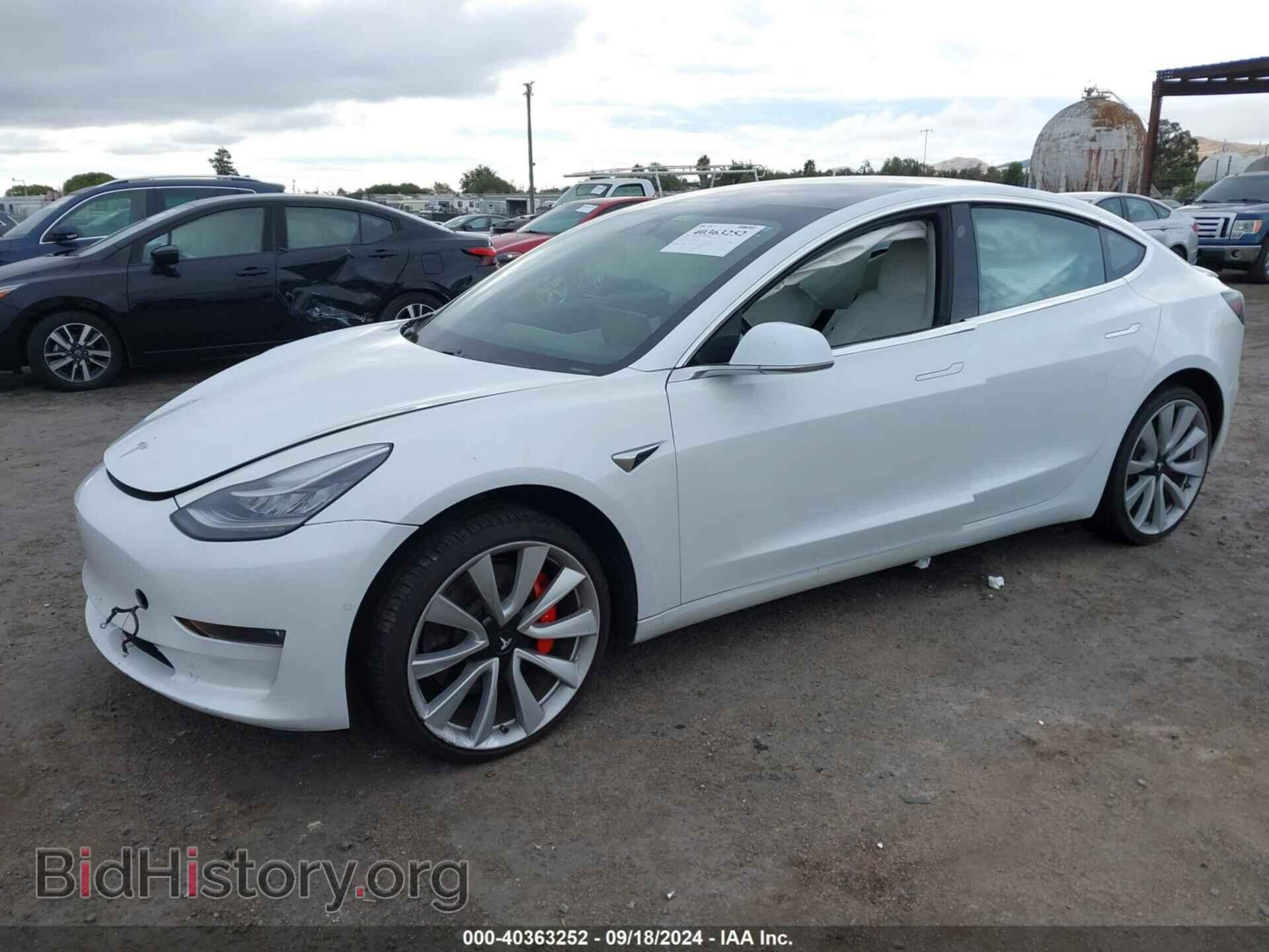 2018 TESLA MODEL 3 - VIN: 5YJ3E1EBXJF081347 - Photo 2