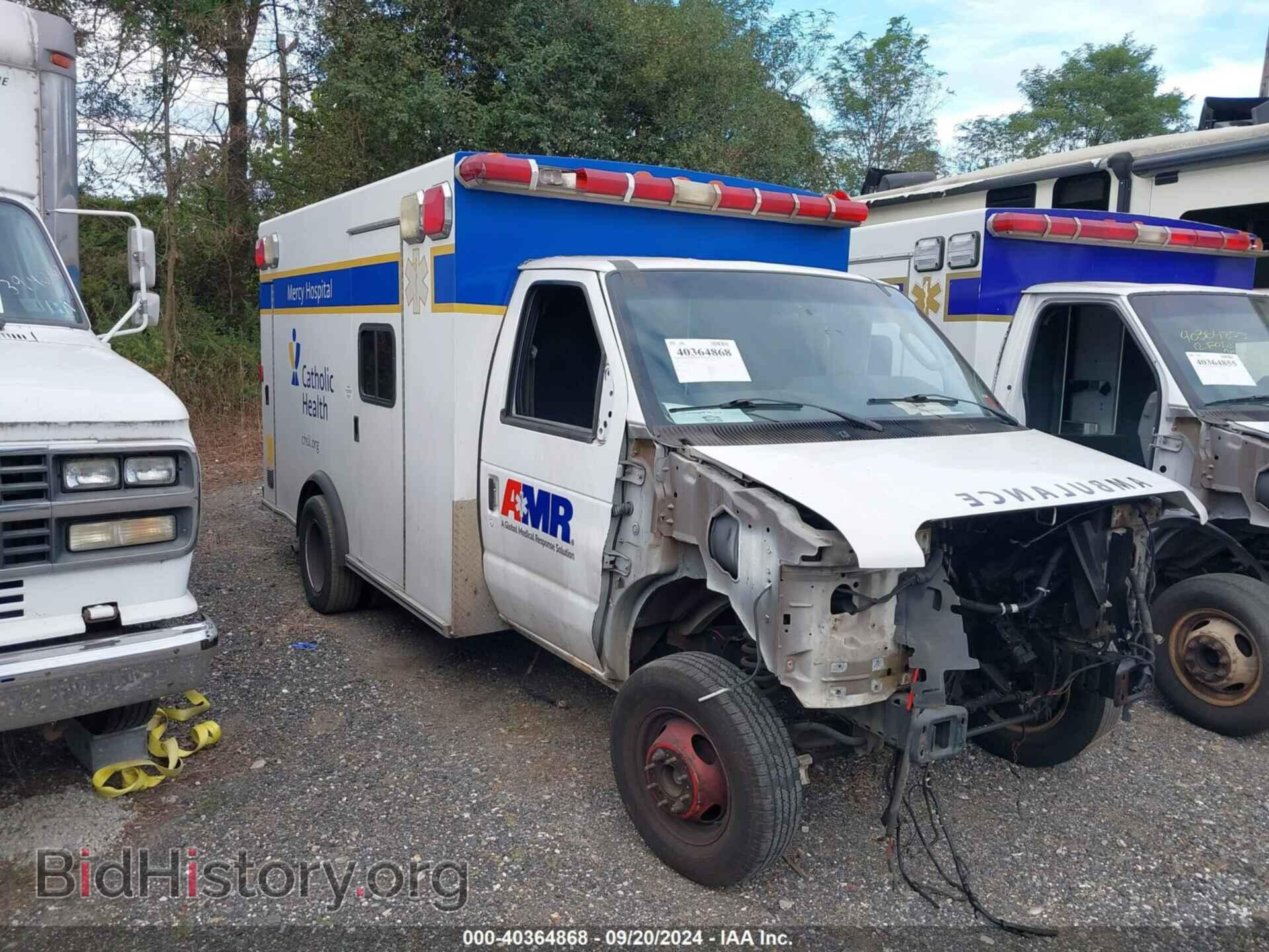 Photo 1FDWE3FS0CDB10187 - FORD E-350 CUTAWAY 2012