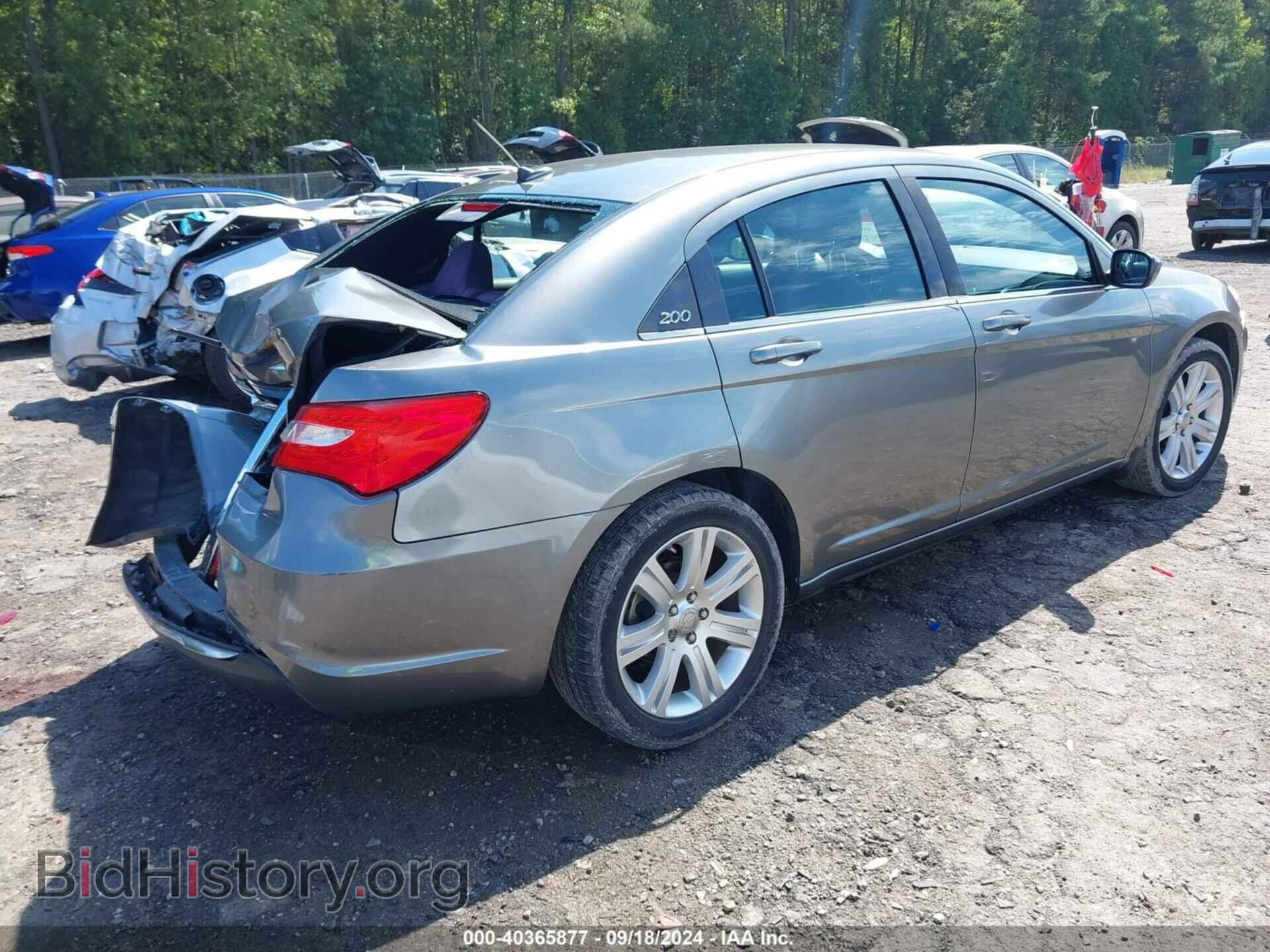2013 CHRYSLER 200 - VIN: 1C3CCBBB9DN631664 - Фото 4