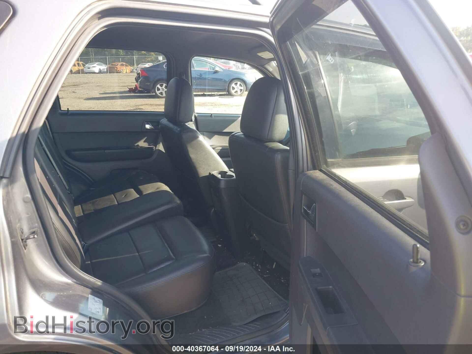 2011 FORD ESCAPE - VIN: 1FMCU9EG2BKA28199 - Фото 8