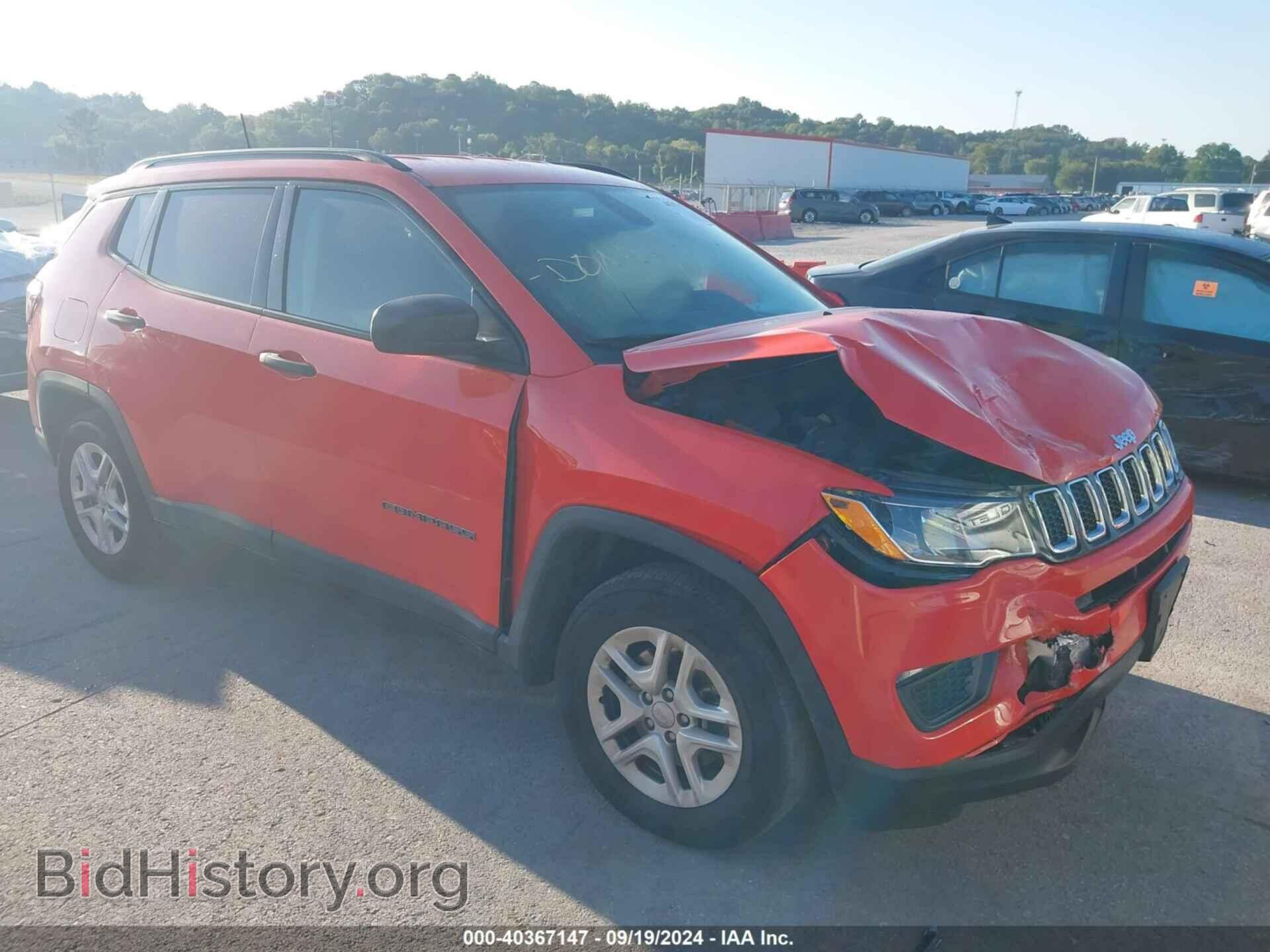 Photo 3C4NJCAB4JT140111 - JEEP COMPASS 2018