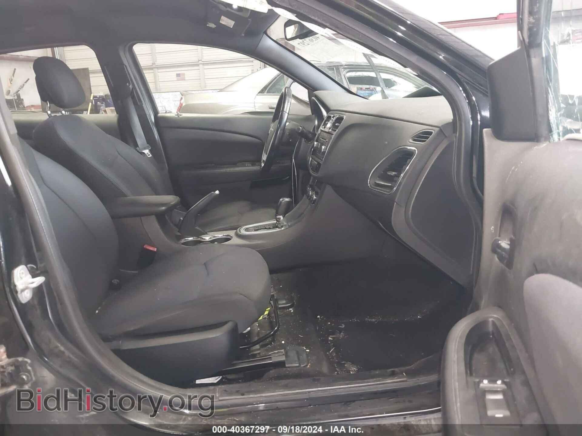 2014 CHRYSLER 200 - VIN: 1C3CCBBB5EN119515 - Фото 5