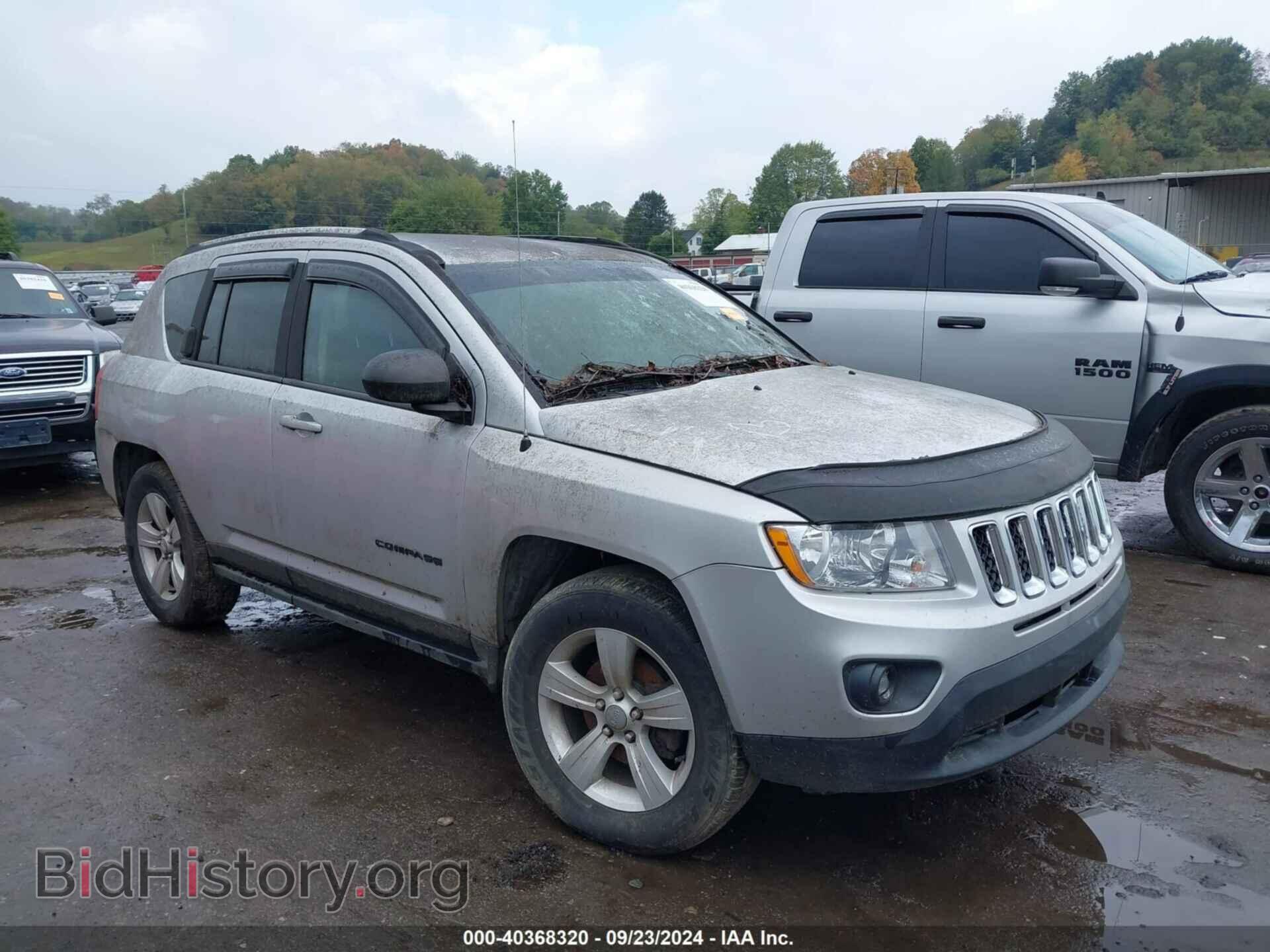 Photo 1C4NJDBB6DD207676 - JEEP COMPASS 2013