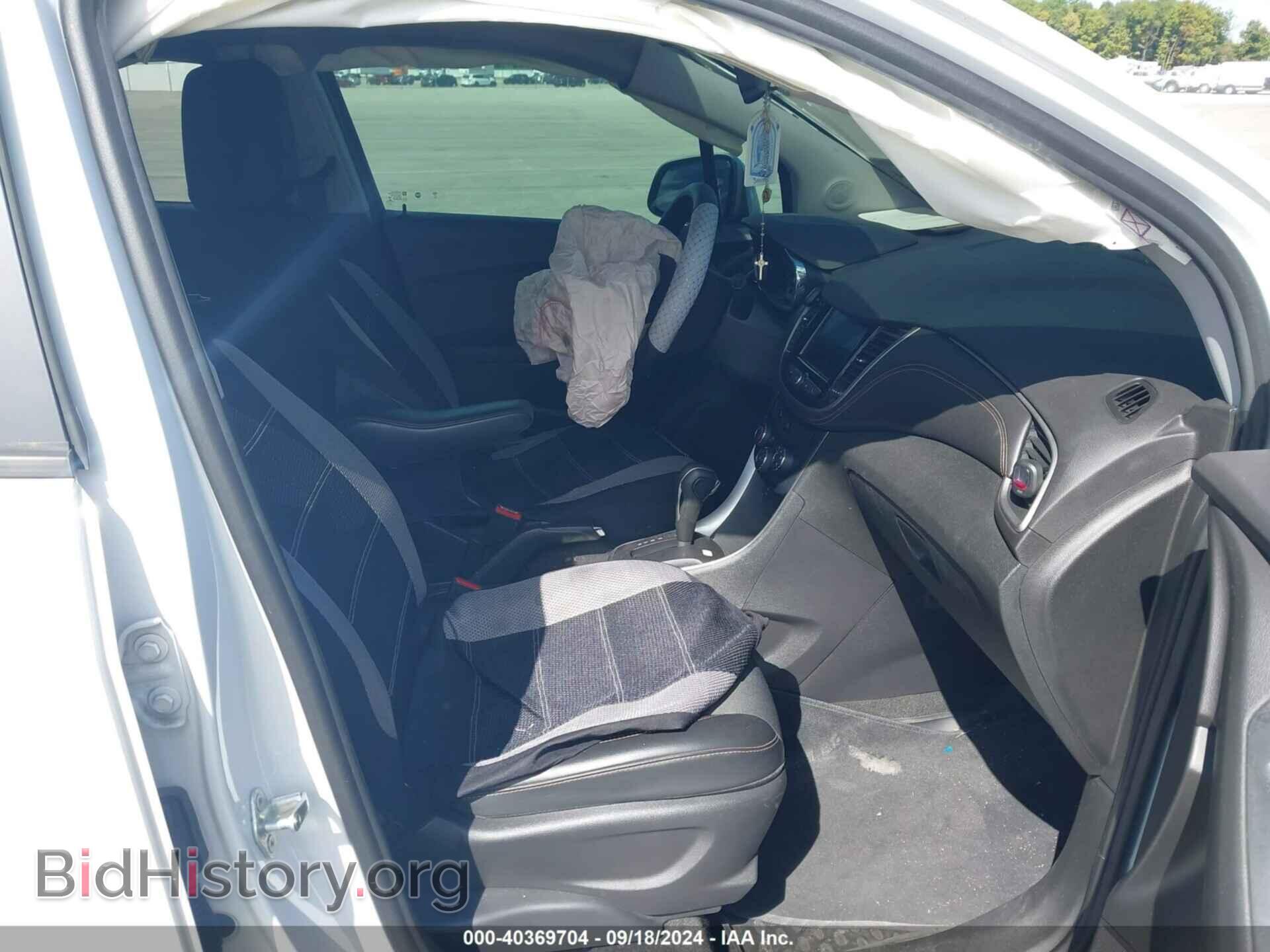 2020 CHEVROLET TRAX - VIN: 3GNCJPSB6LL219402 - Фото 5