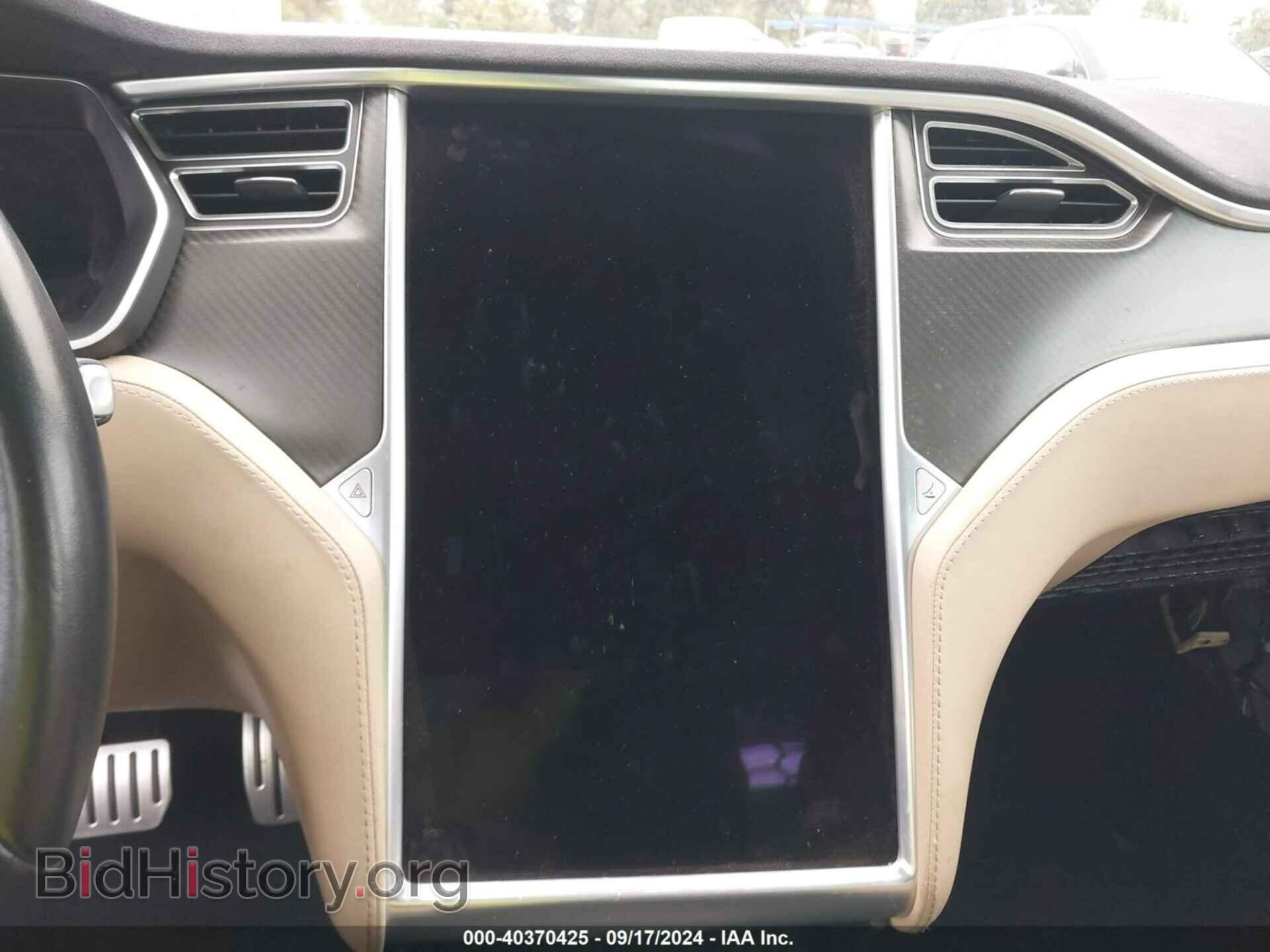 2015 TESLA MODEL S - VIN: 5YJSA1H44FF083168 - Фото 7
