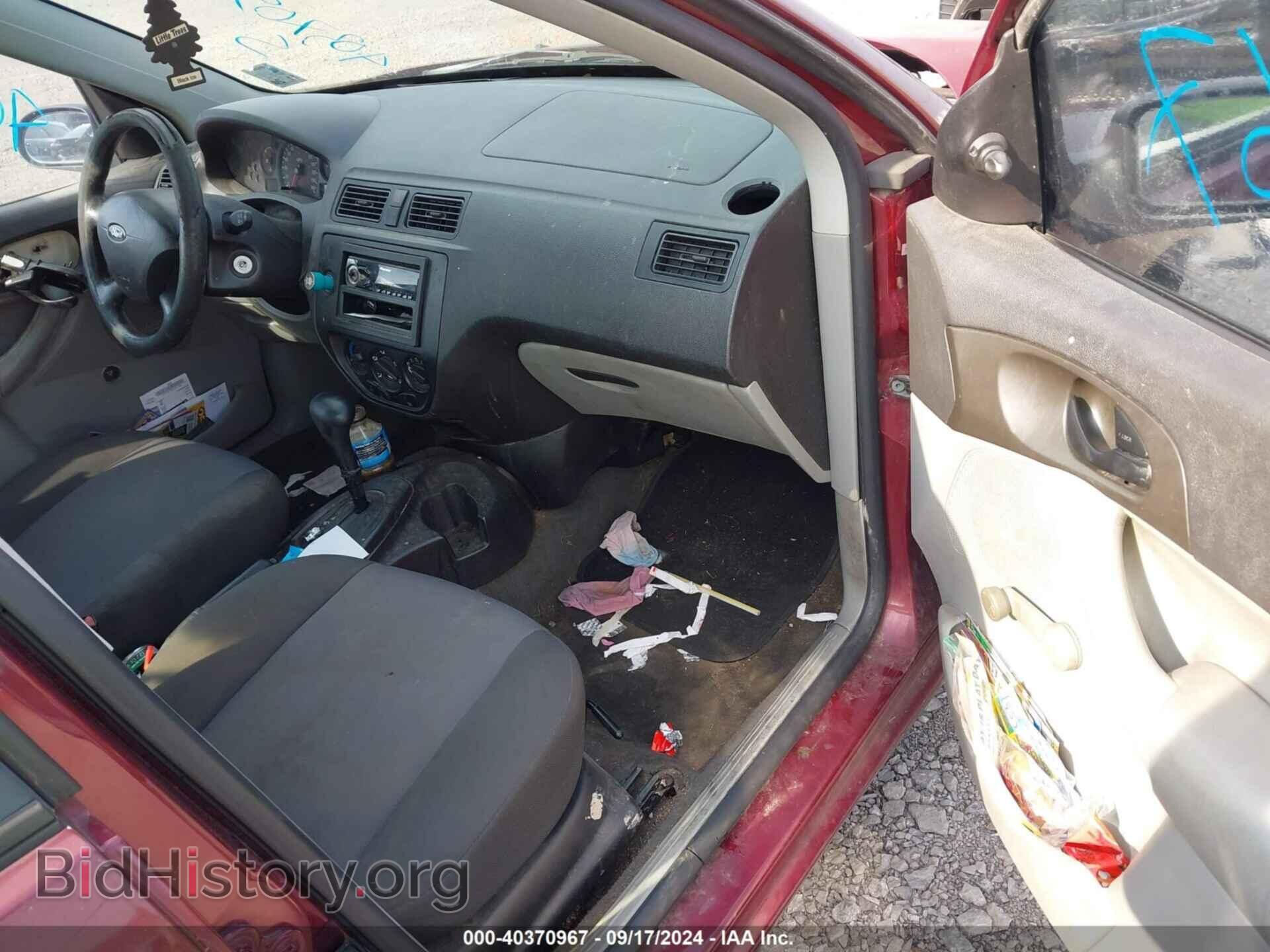 2006 FORD FOCUS - VIN: 1FAFP34N76W124307 - Фото 5