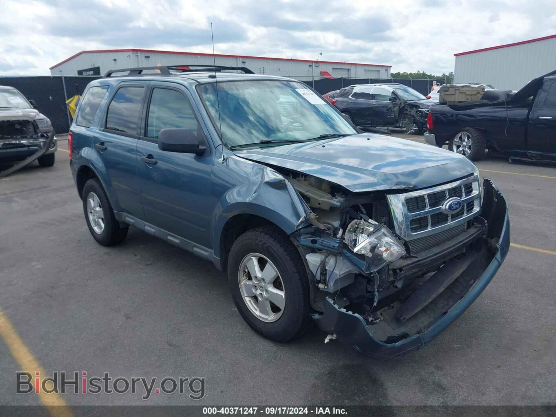Фотография 1FMCU0D70CKA38437 - FORD ESCAPE 2012