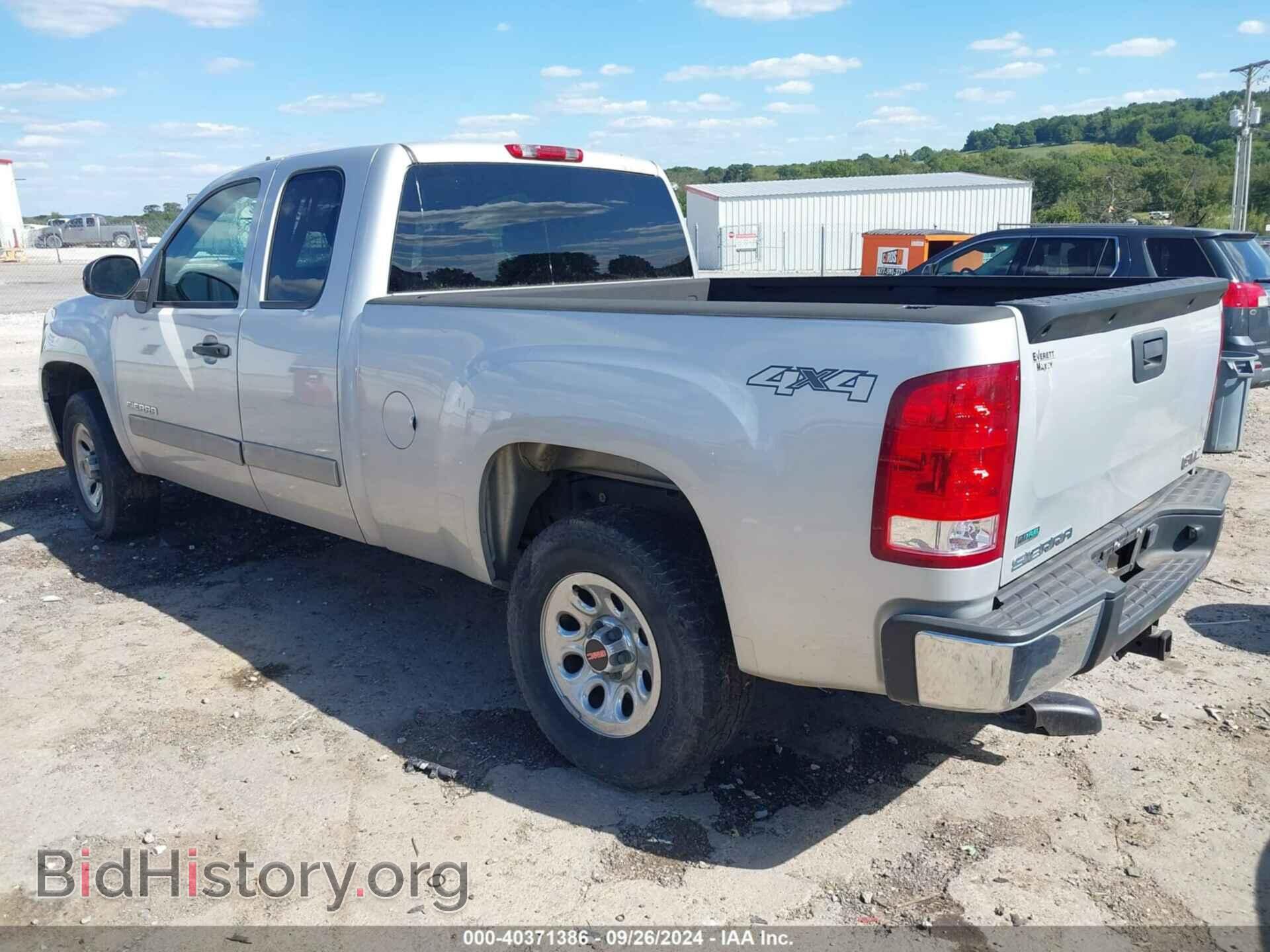2010 GMC SIERRA 1500 - VIN: 1GTSKUEAXAZ261810 - Фото 3