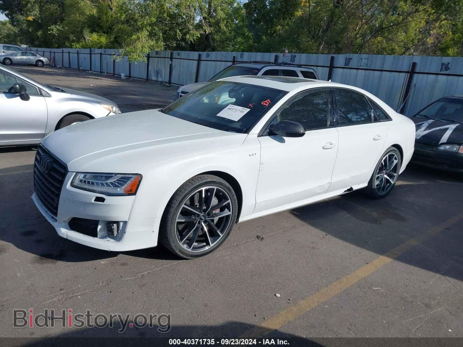 2016 AUDI S8 - VIN: WUAJ5AFD9GN901034 - Фото 2
