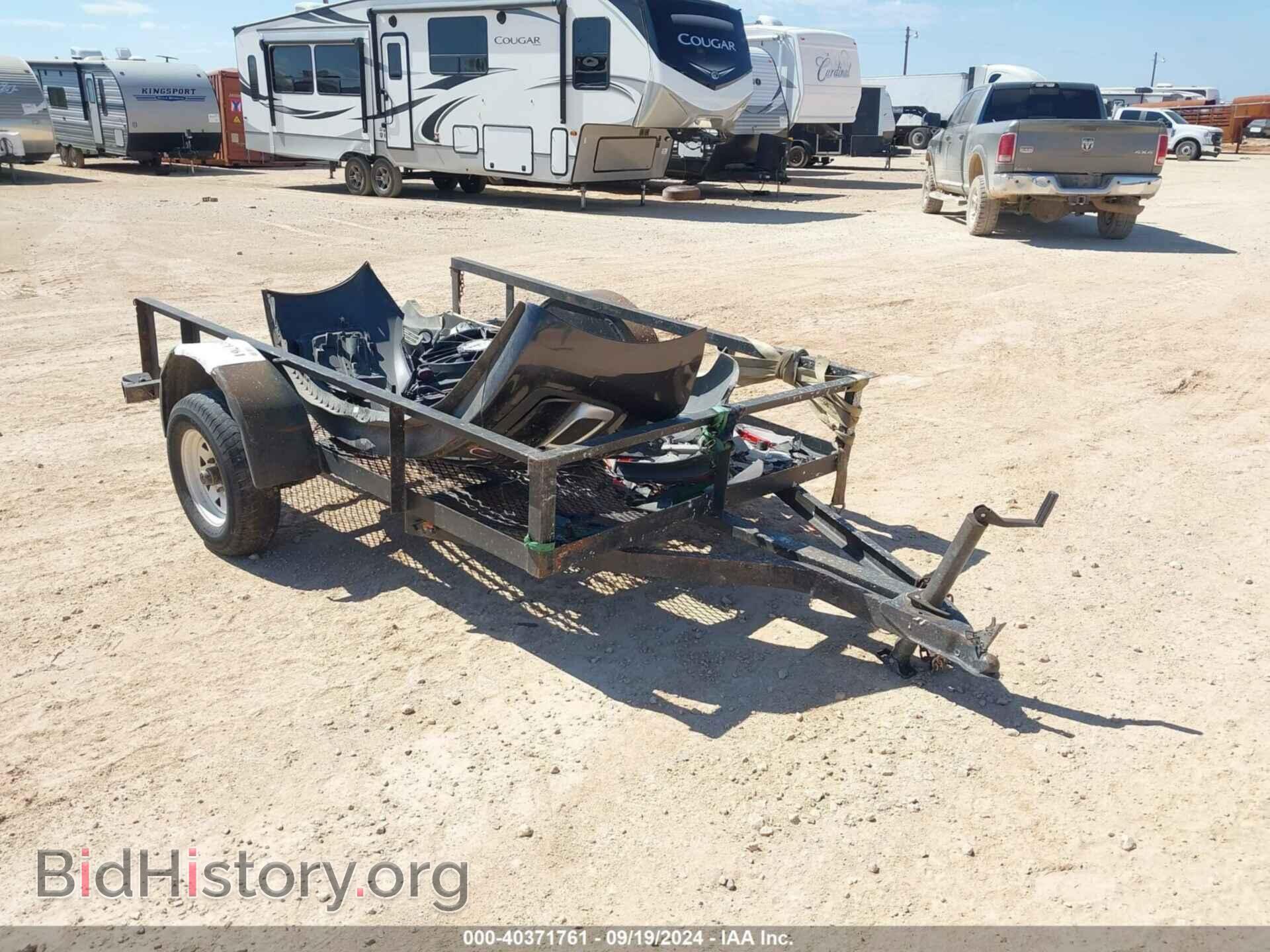 Photo 1WHBU08199M335863 - HMDE UT 2008
