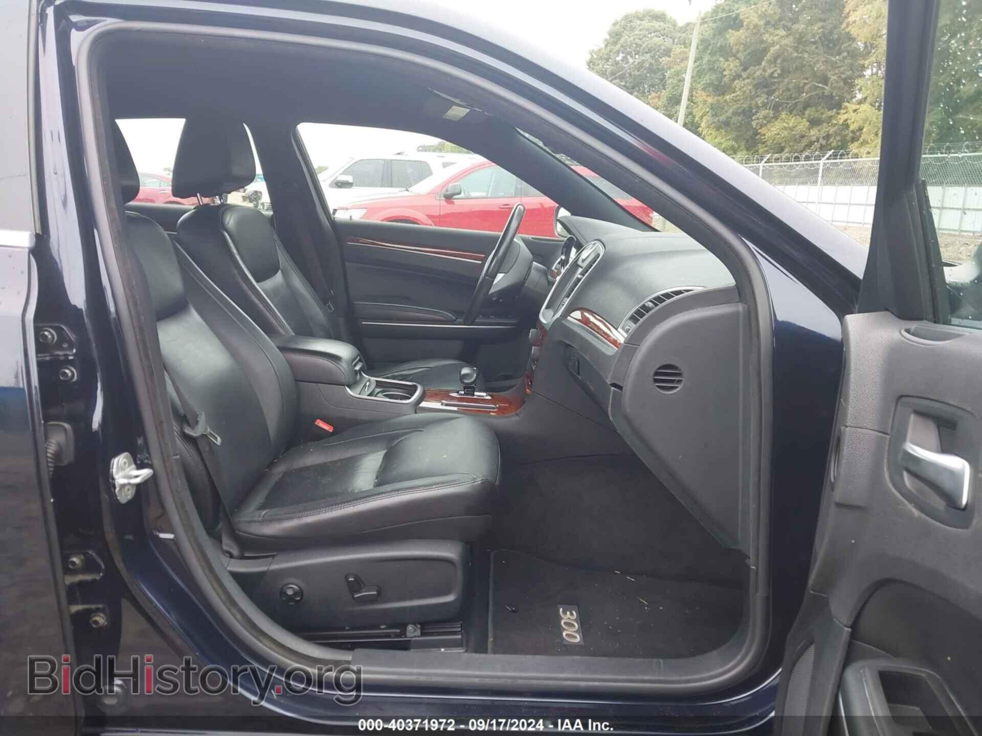 2012 CHRYSLER 300 - VIN: 2C3CCACG2CH182985 - Фото 5