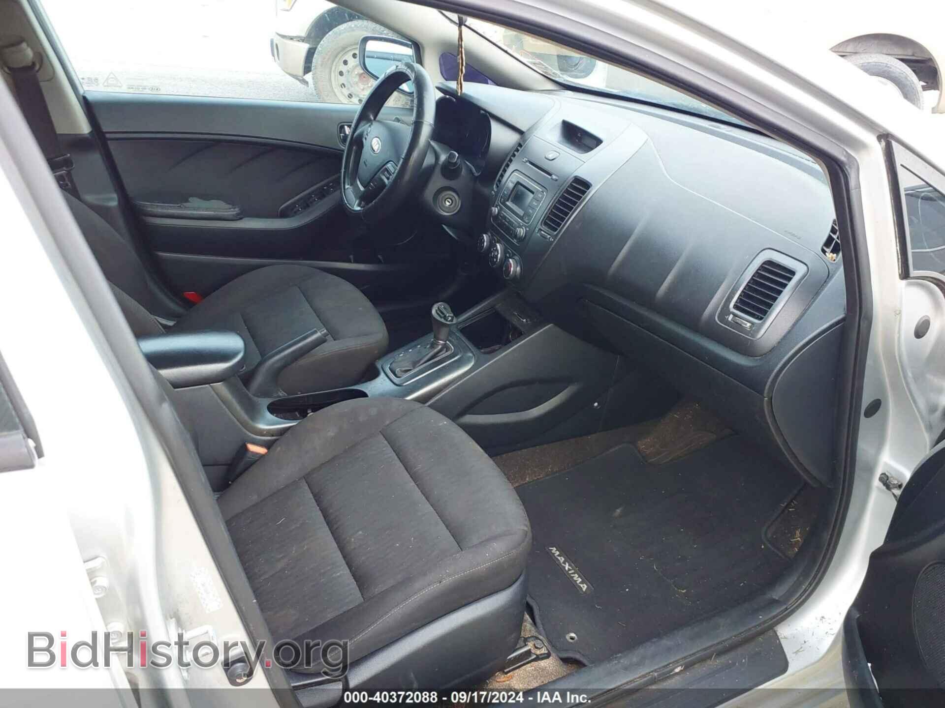 2016 KIA FORTE - VIN: KNAFK4A60G5571402 - Фото 5
