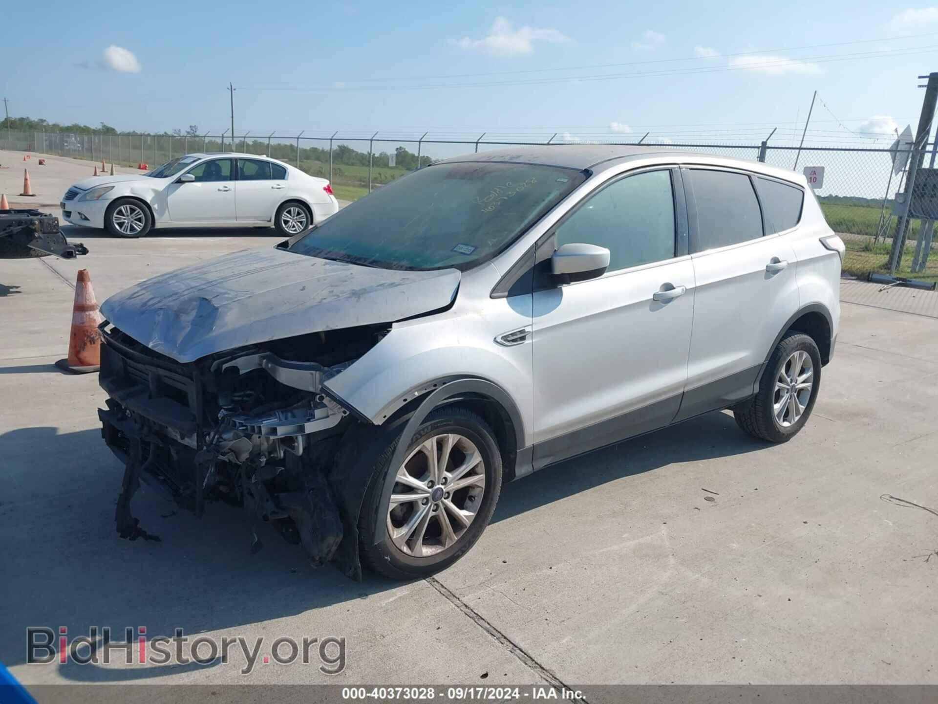 2017 FORD ESCAPE - VIN: 1FMCU0GD1HUB29195 - Фото 2