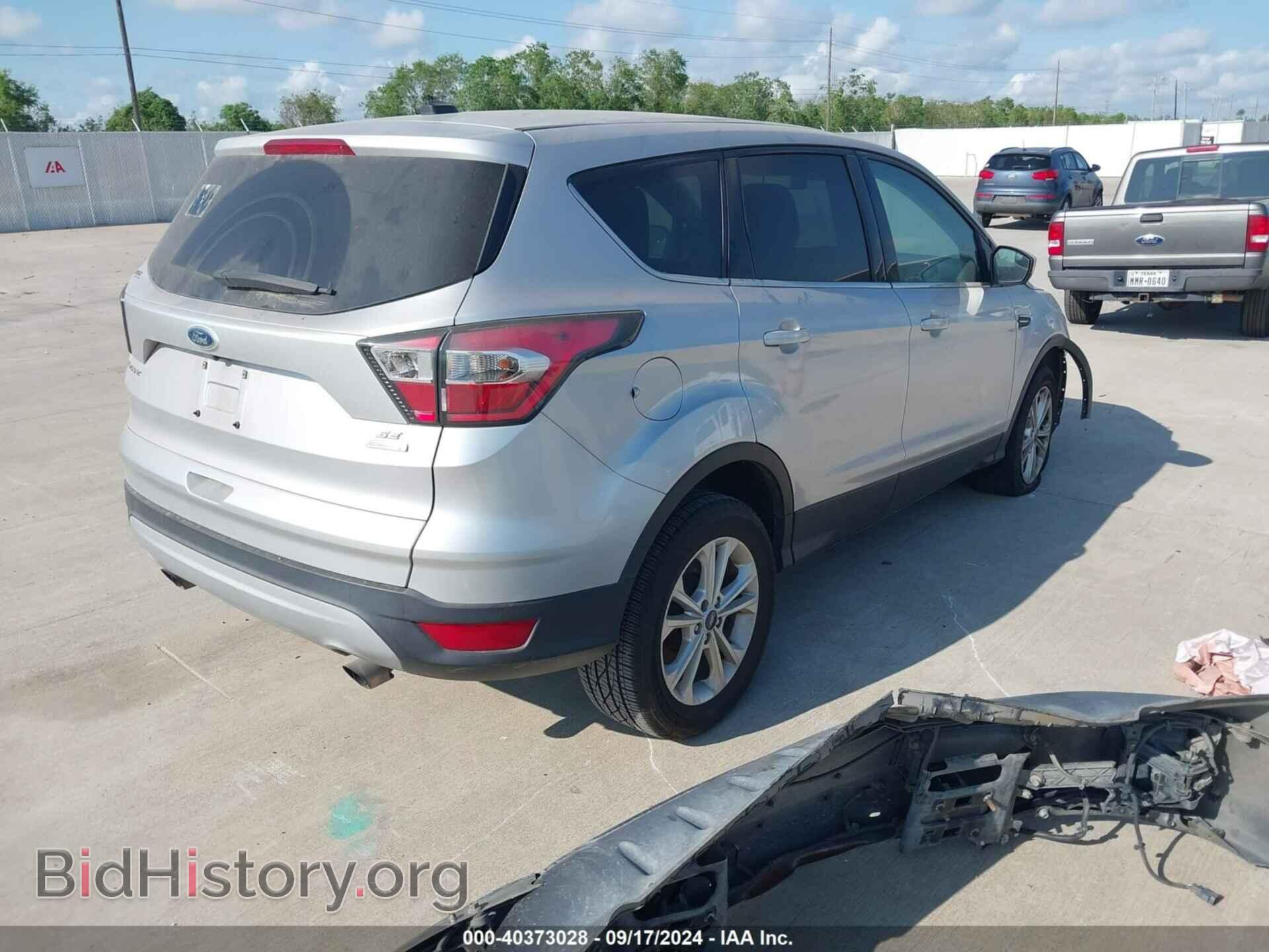 2017 FORD ESCAPE - VIN: 1FMCU0GD1HUB29195 - Фото 4