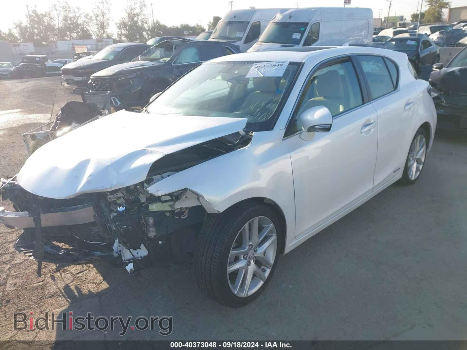 2015 LEXUS CT 200H - VIN: JTHKD5BH2F2245181 - Фото 2