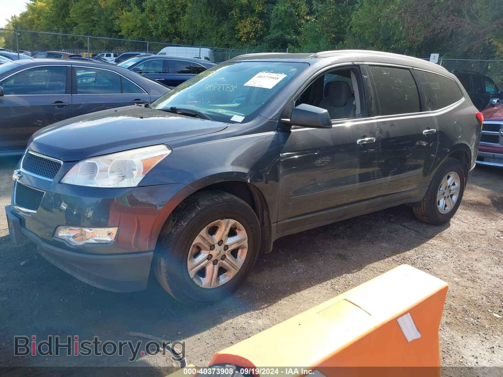 2012 CHEVROLET TRAVERSE - VIN: 1GNKRFED7CJ364564 - Фото 2