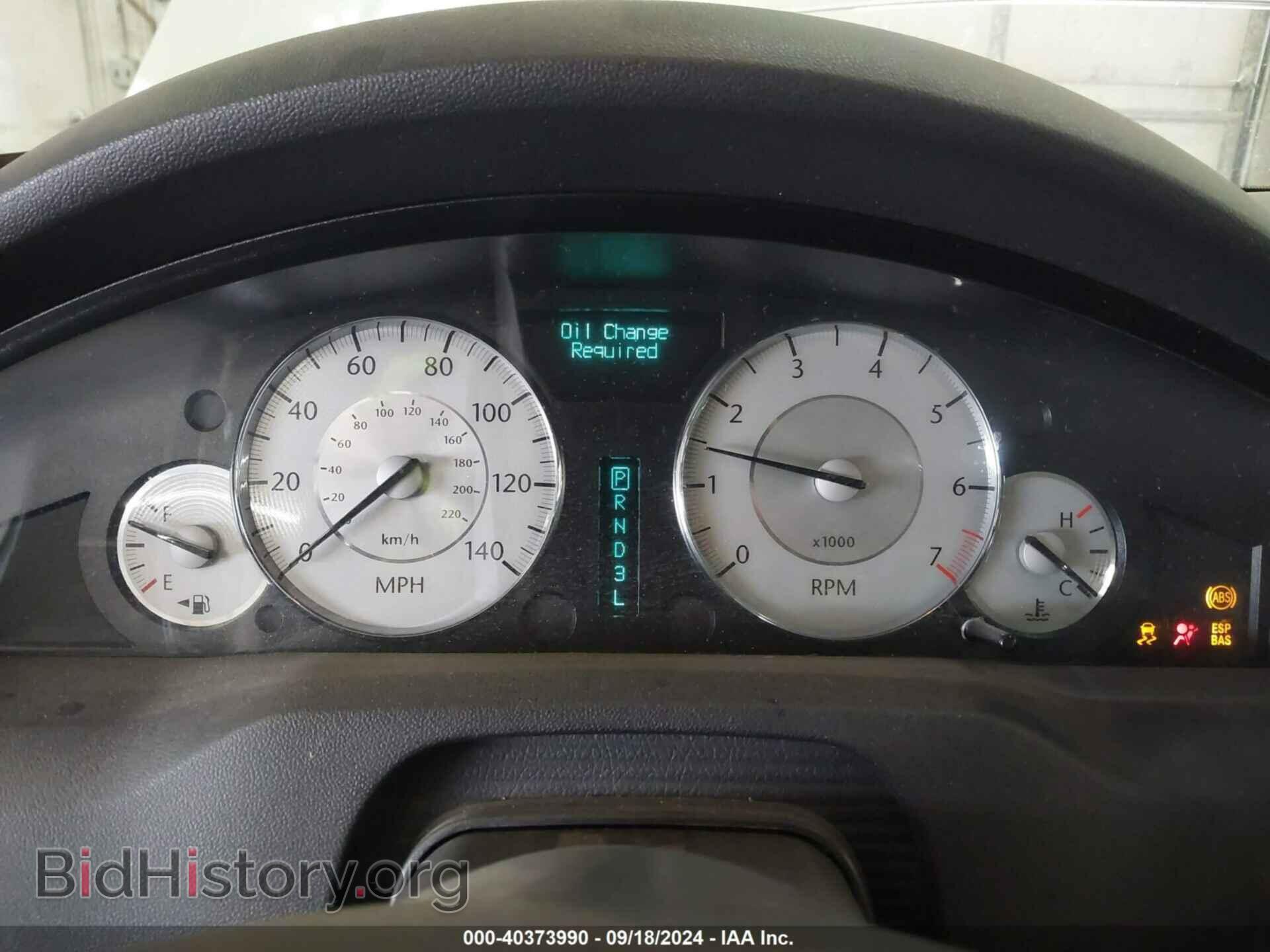 2010 CHRYSLER 300 - VIN: 2C3CA2CV7AH262354 - Фото 7
