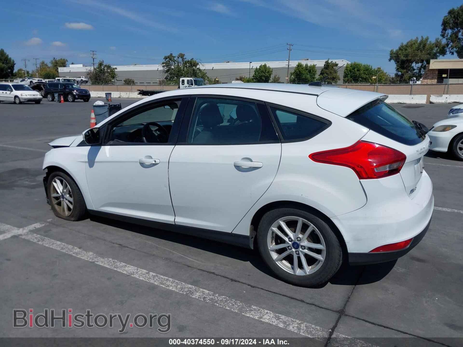 2017 FORD FOCUS - VIN: 1FADP3K25HL268295 - Фото 3