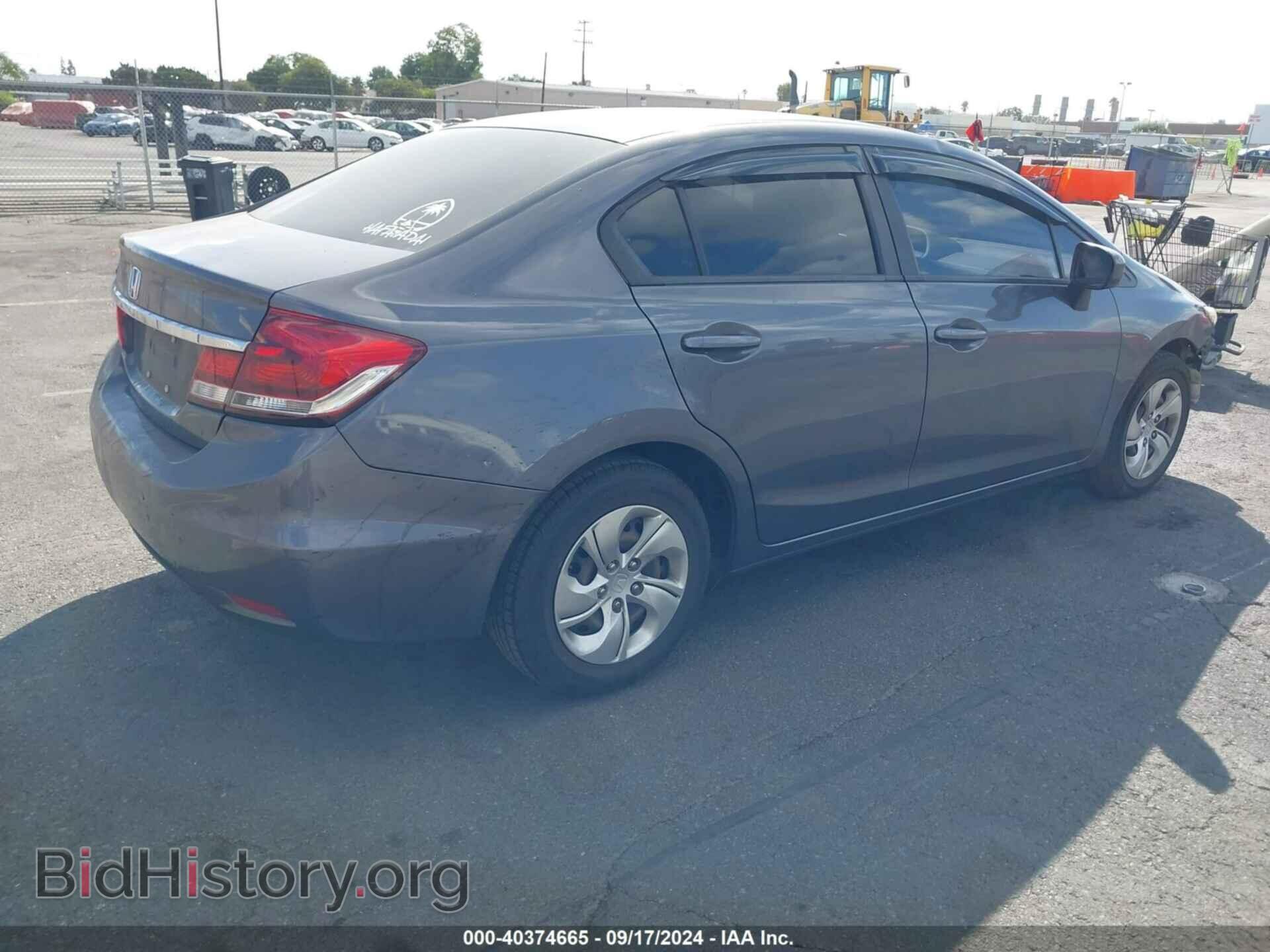 2015 HONDA CIVIC - VIN: 2HGFB2F50FH556852 - Фото 4