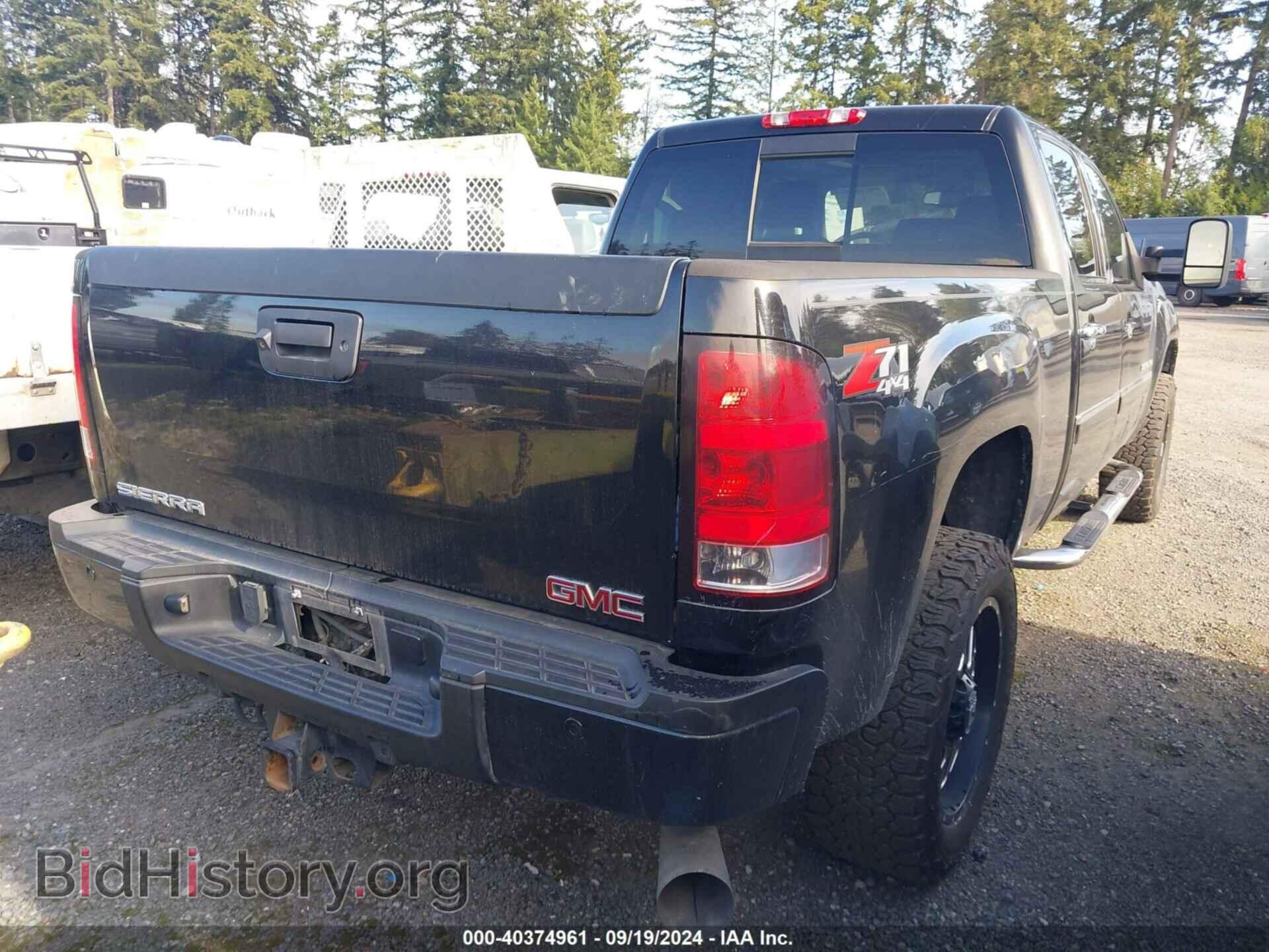 2013 GMC SIERRA 3500HD - VIN: 1GT426E85DF133272 - Фото 4