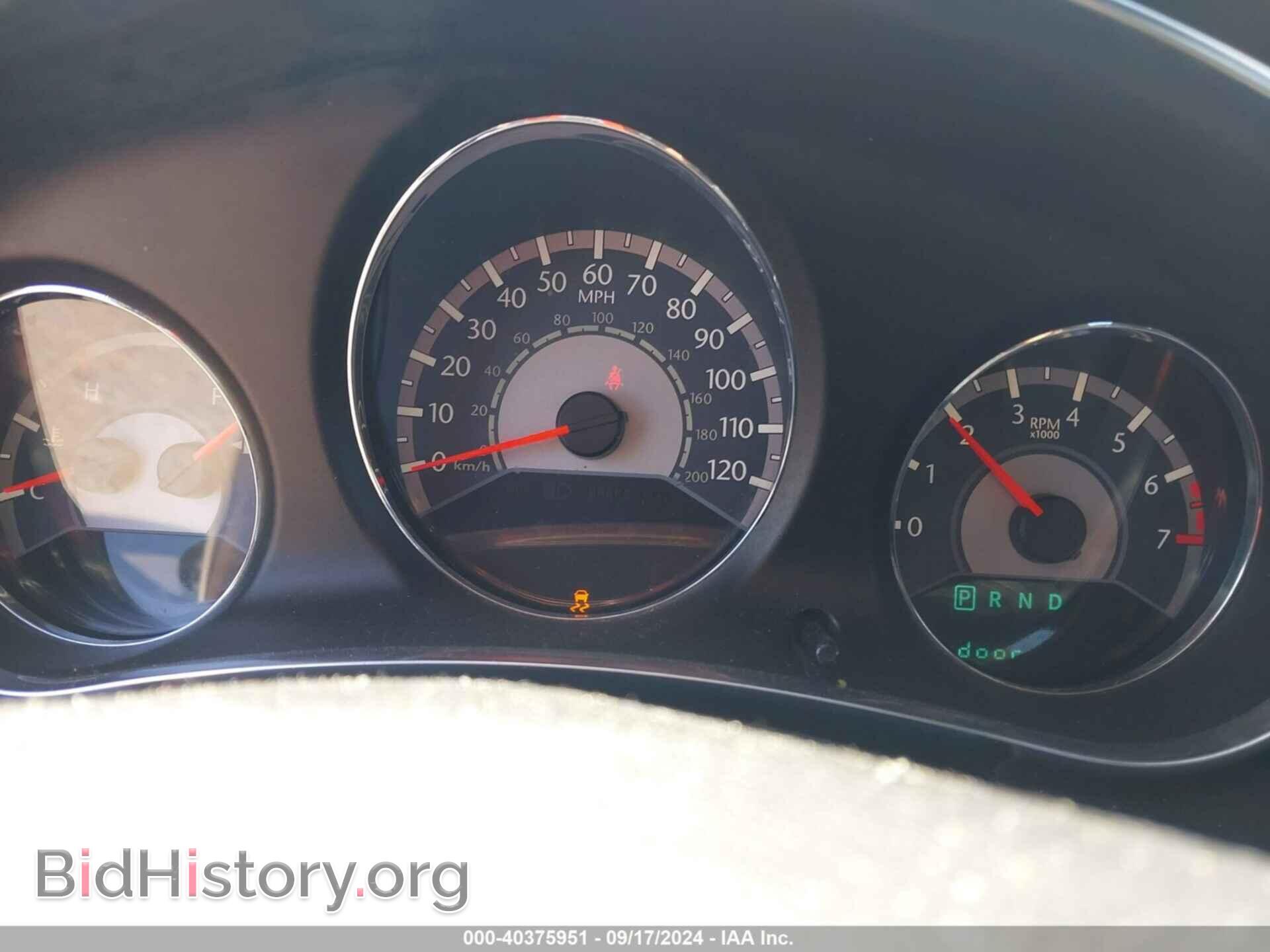 2013 CHRYSLER 200 - VIN: 1C3CCBAB3DN760811 - Фото 7