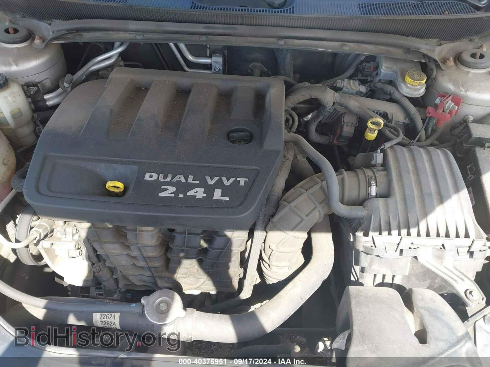 2013 CHRYSLER 200 - VIN: 1C3CCBAB3DN760811 - Фото 10