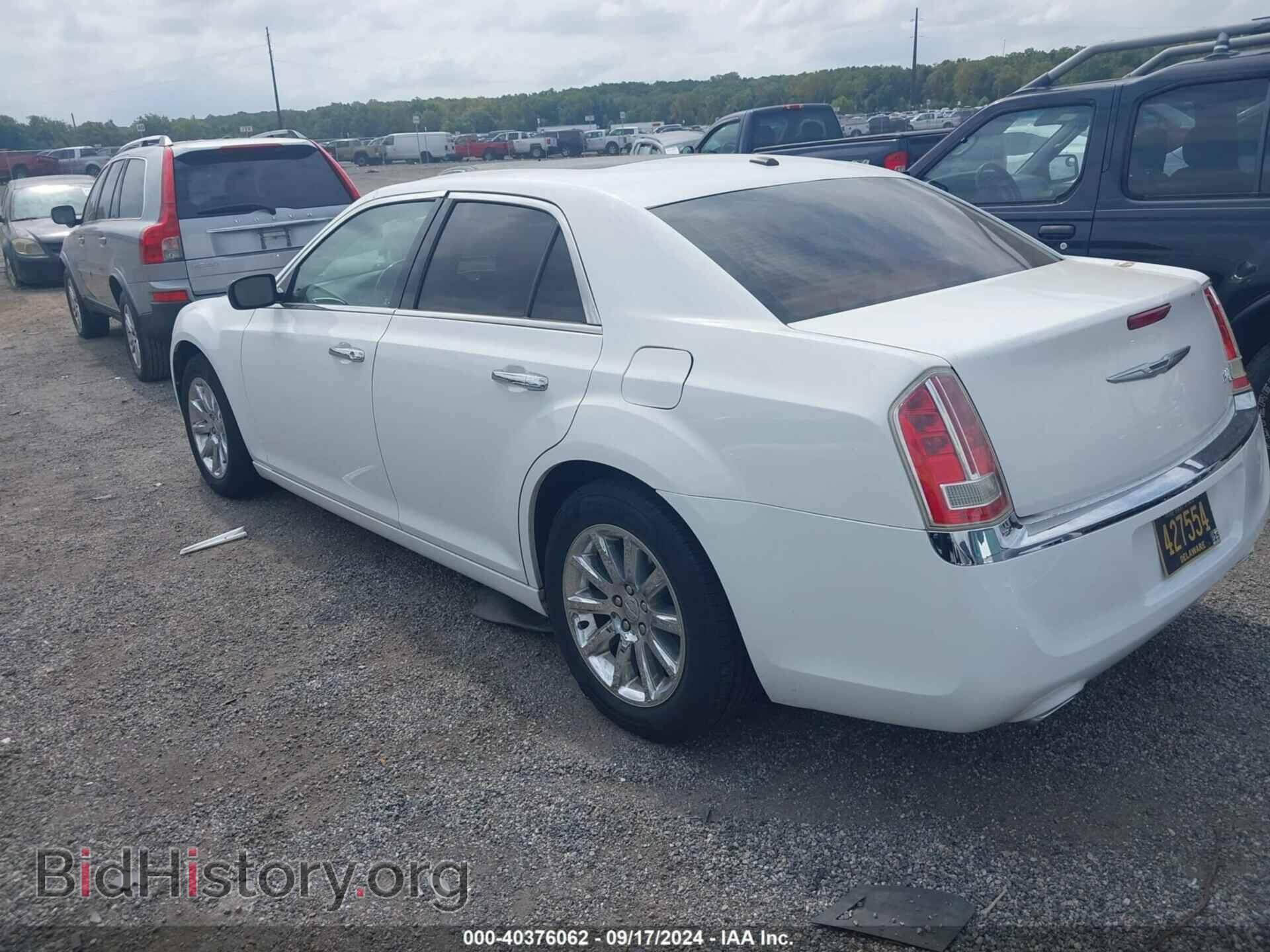 2011 CHRYSLER 300C - VIN: 2C3CA6CT7BH595337 - Фото 3