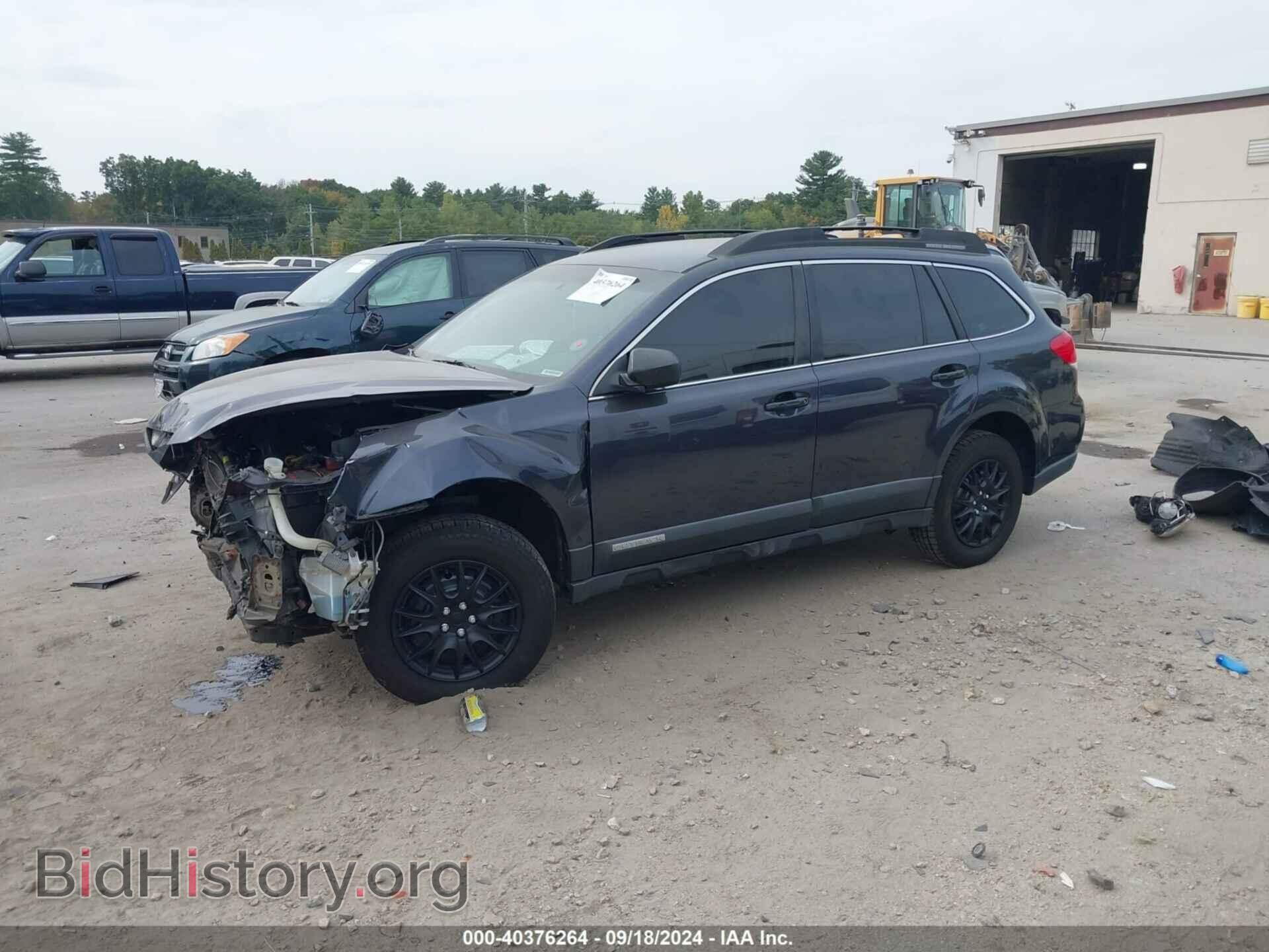 2011 SUBARU OUTBACK - VIN: 4S4BRBAC3B3330795 - Фото 2