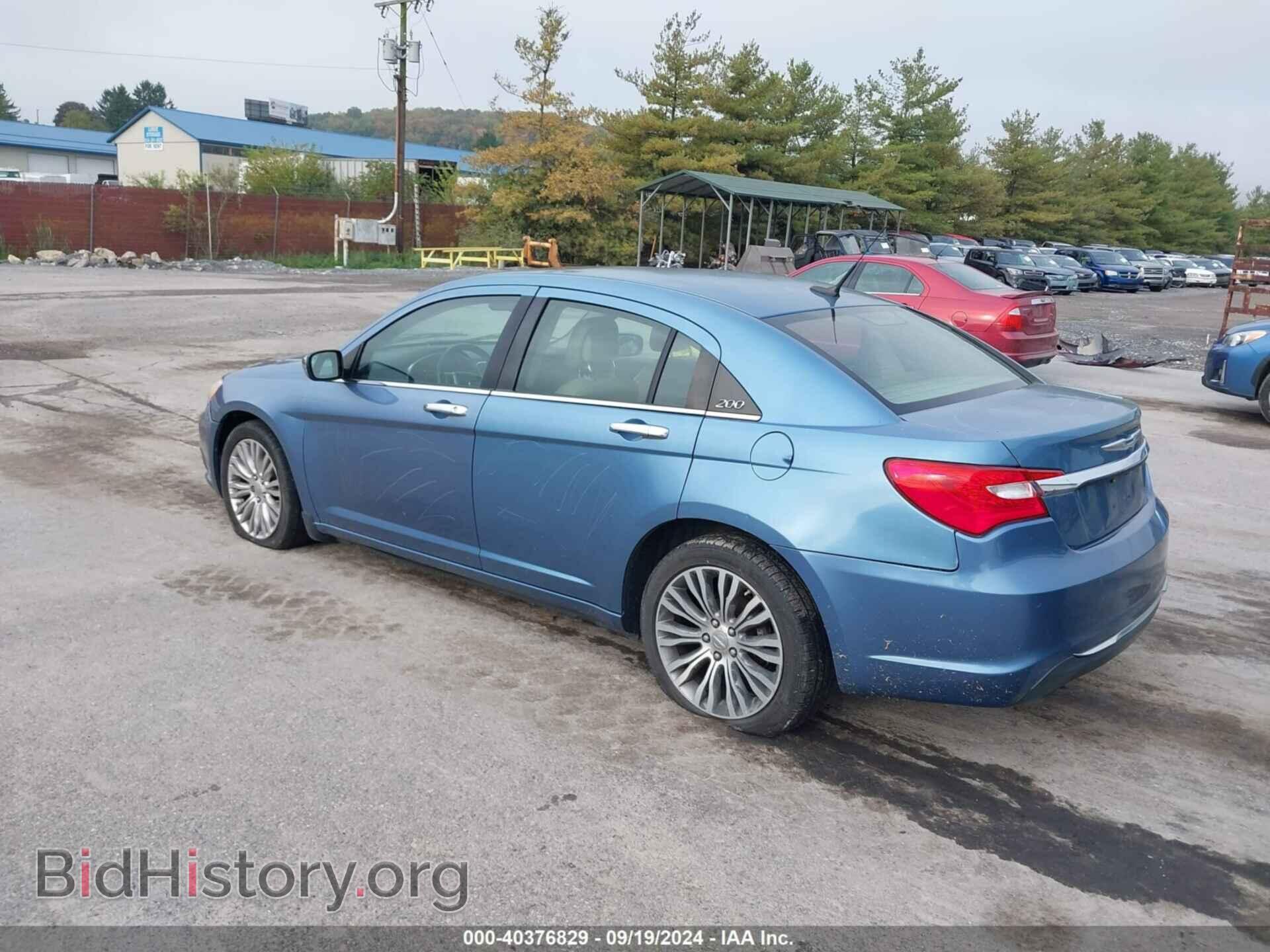 2011 CHRYSLER 200 - VIN: 1C3BC2FG4BN532829 - Фото 3