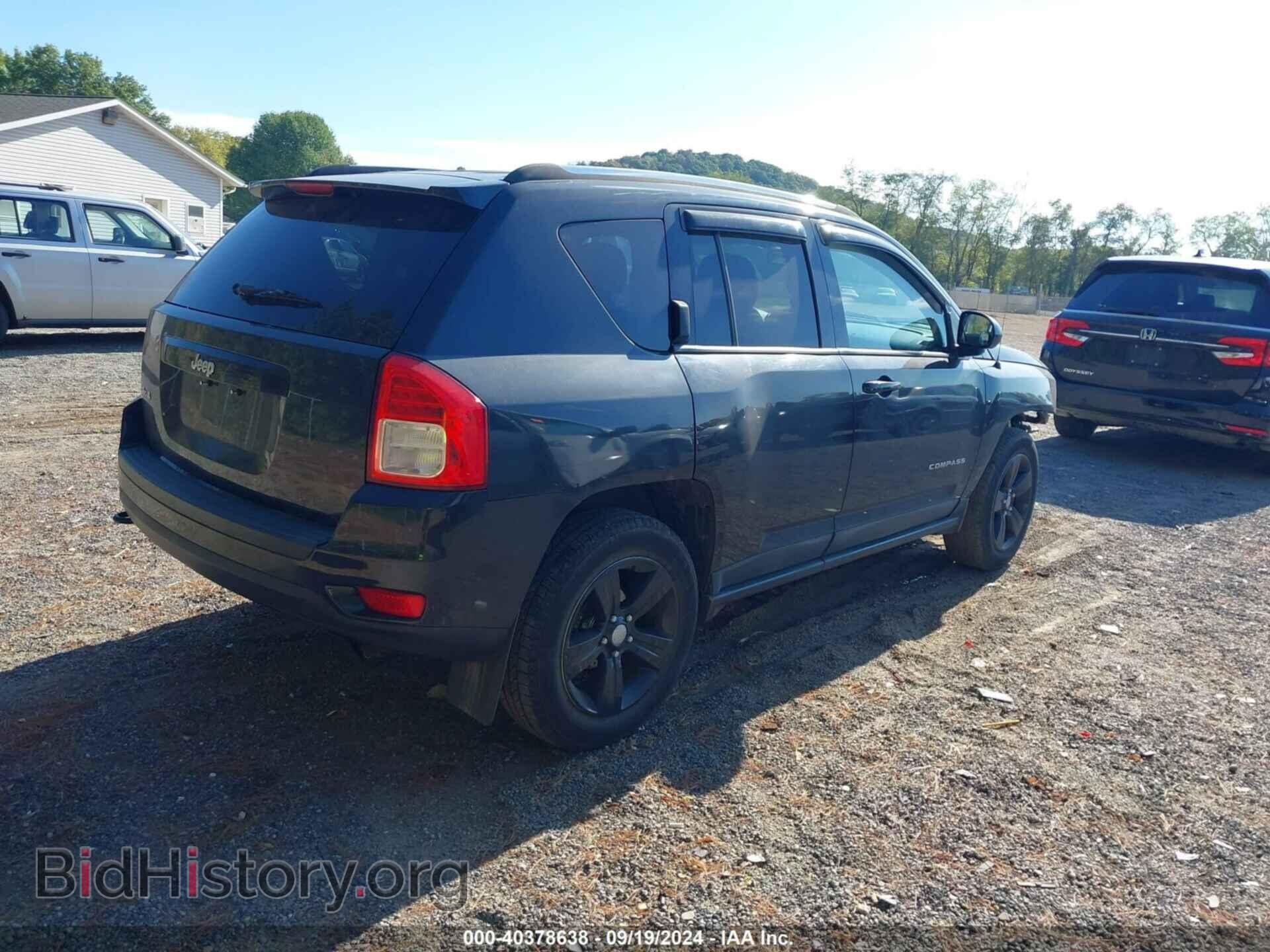 2011 JEEP COMPASS - VIN: 1J4NF1FB3BD188456 - Фото 4