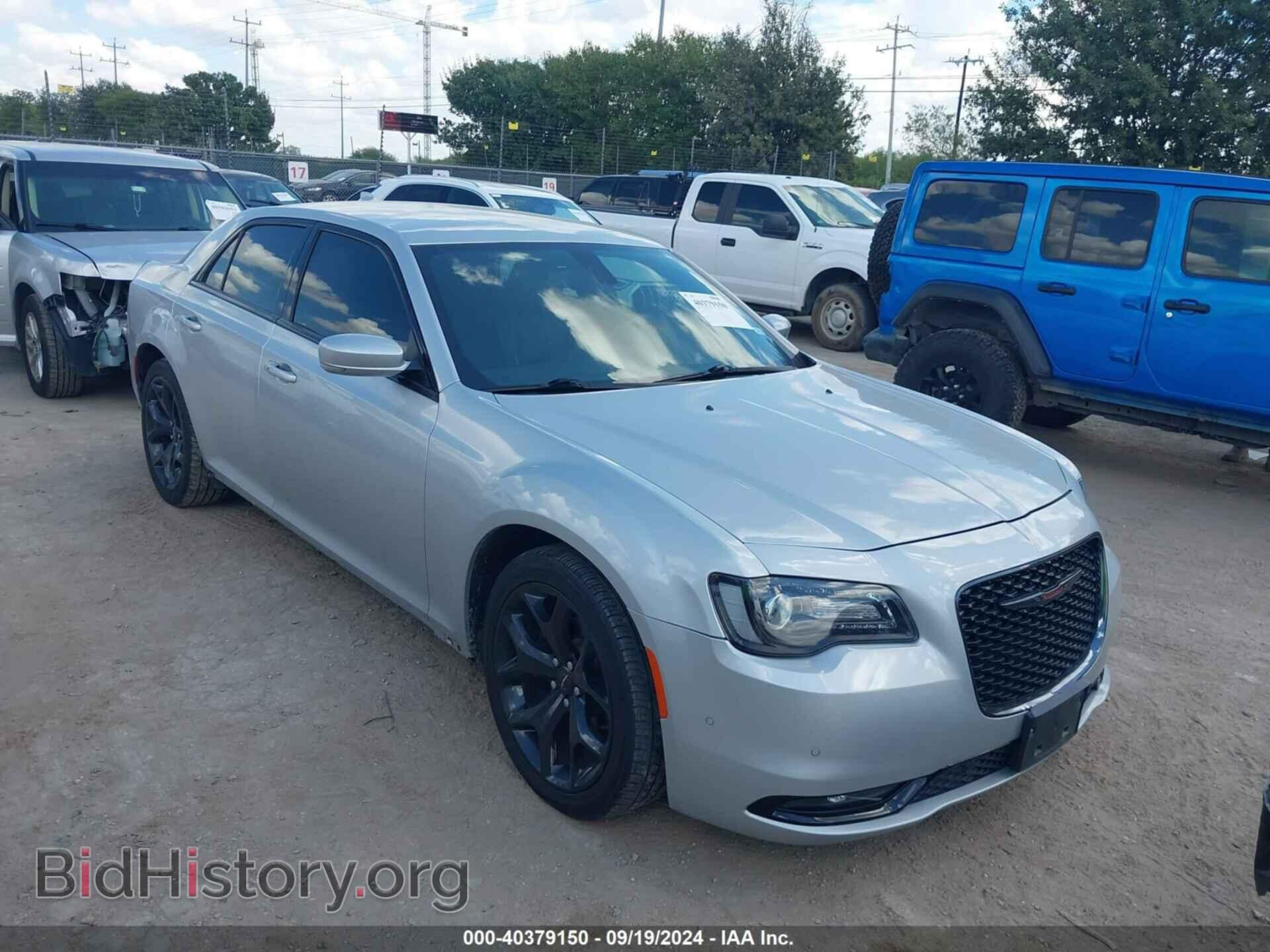 Photo 2C3CCABG2MH545661 - CHRYSLER 300 2021