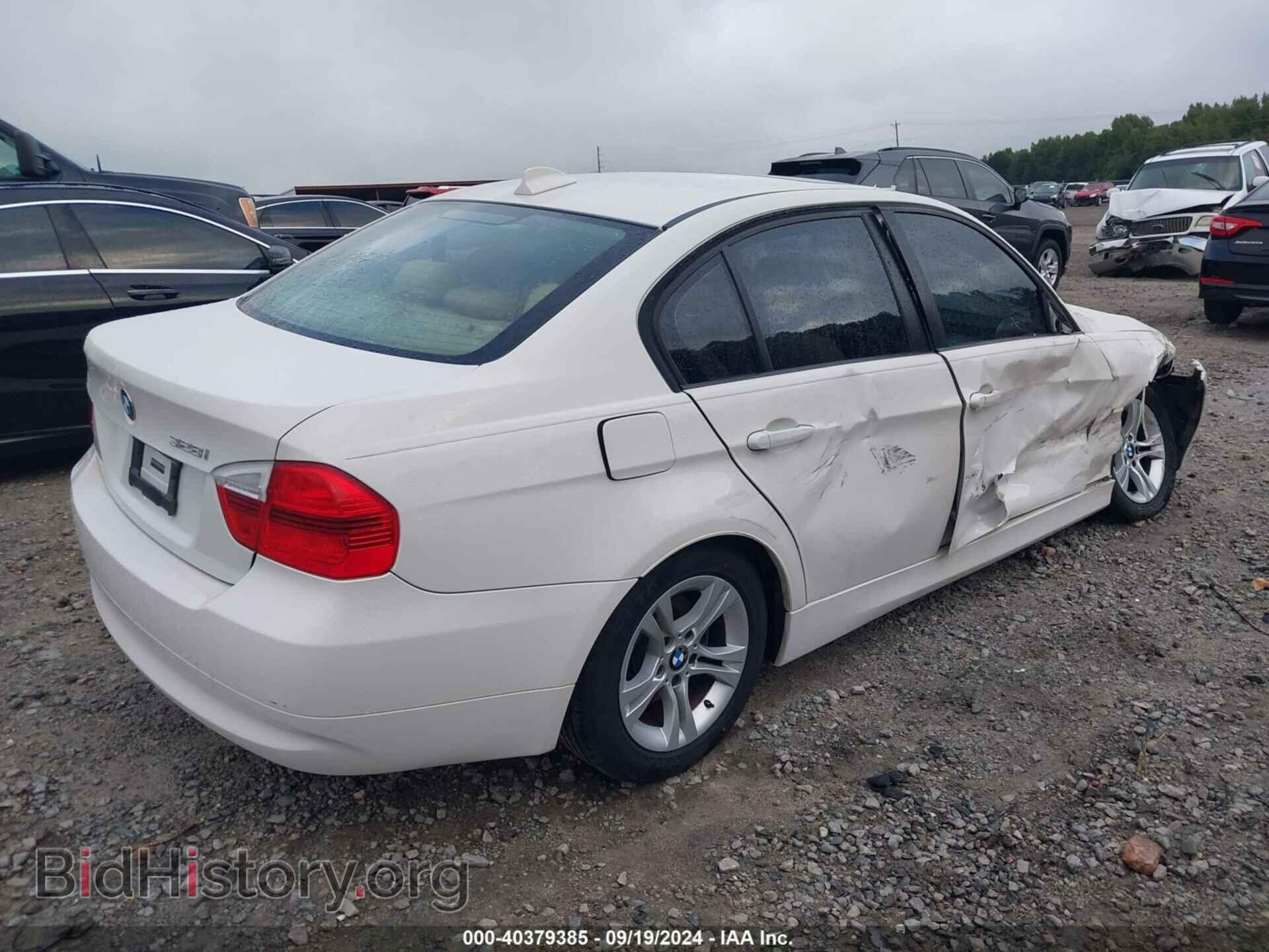 2008 BMW 328I - VIN: WBAVA33568P143059 - Фото 4