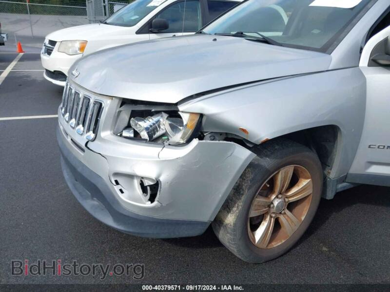 2012 Jeep COMPASS (VIN 1C4NJCBA3CD550574) — photo 6 of 11