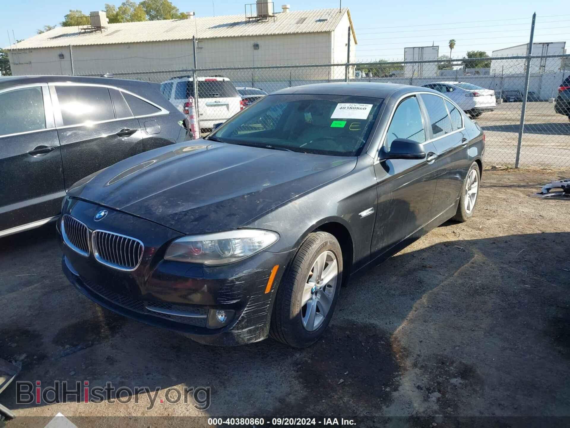 2012 BMW 528I - VIN: WBAXG5C5XCDW84533 - Фото 2