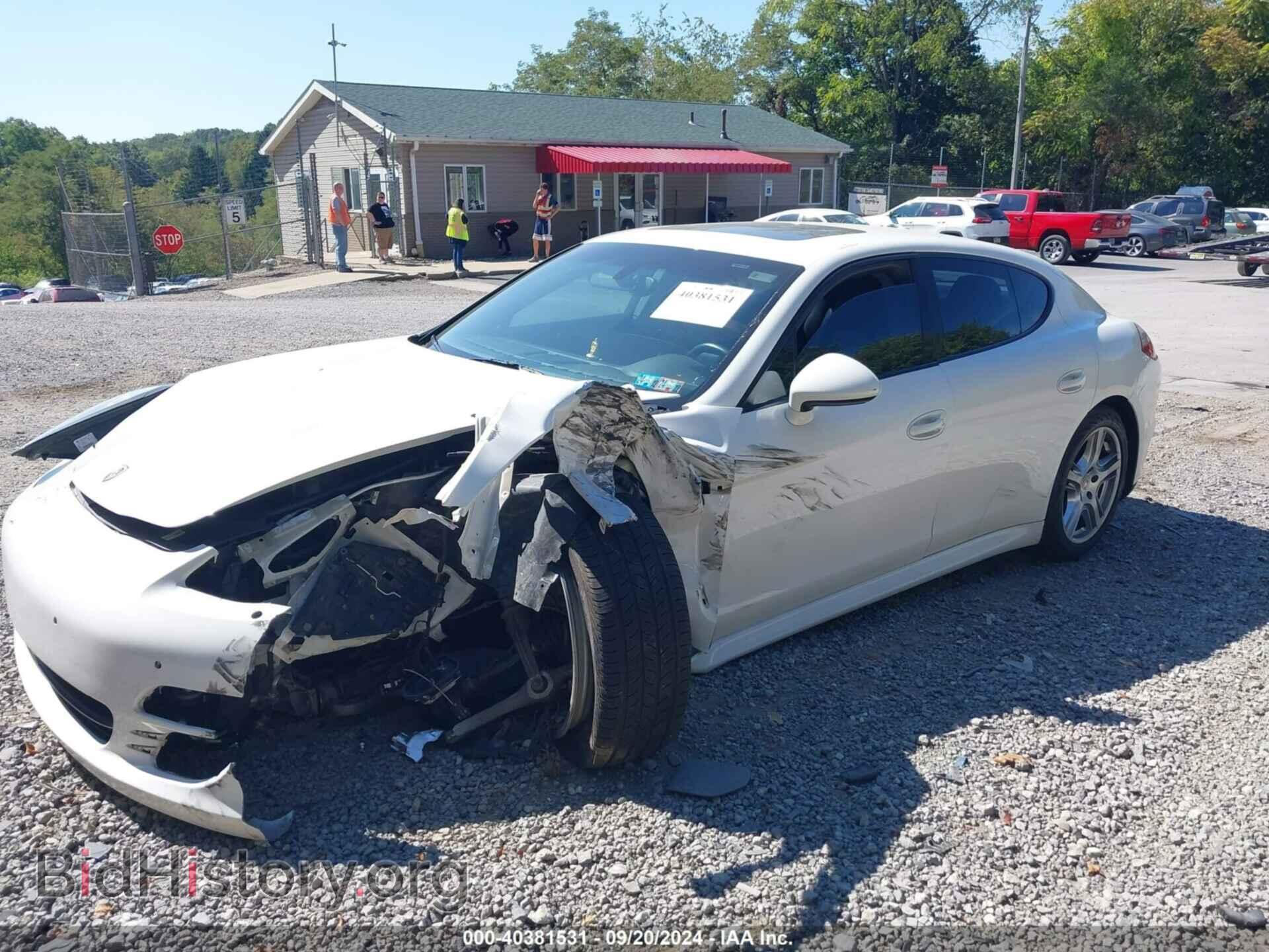 2012 PORSCHE PANAMERA - VIN: WP0AA2A75CL016545 - Фото 2