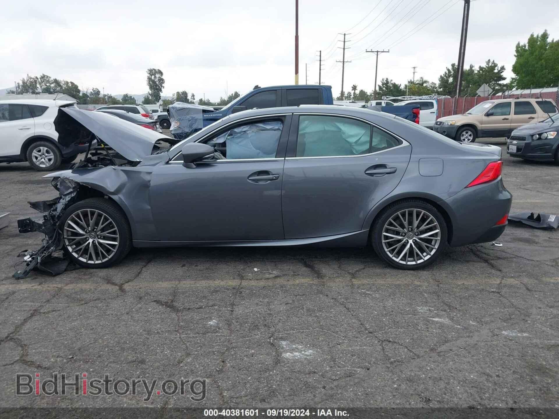 2017 LEXUS IS 200T - VIN: JTHBA1D29H5040131 - Фото 14