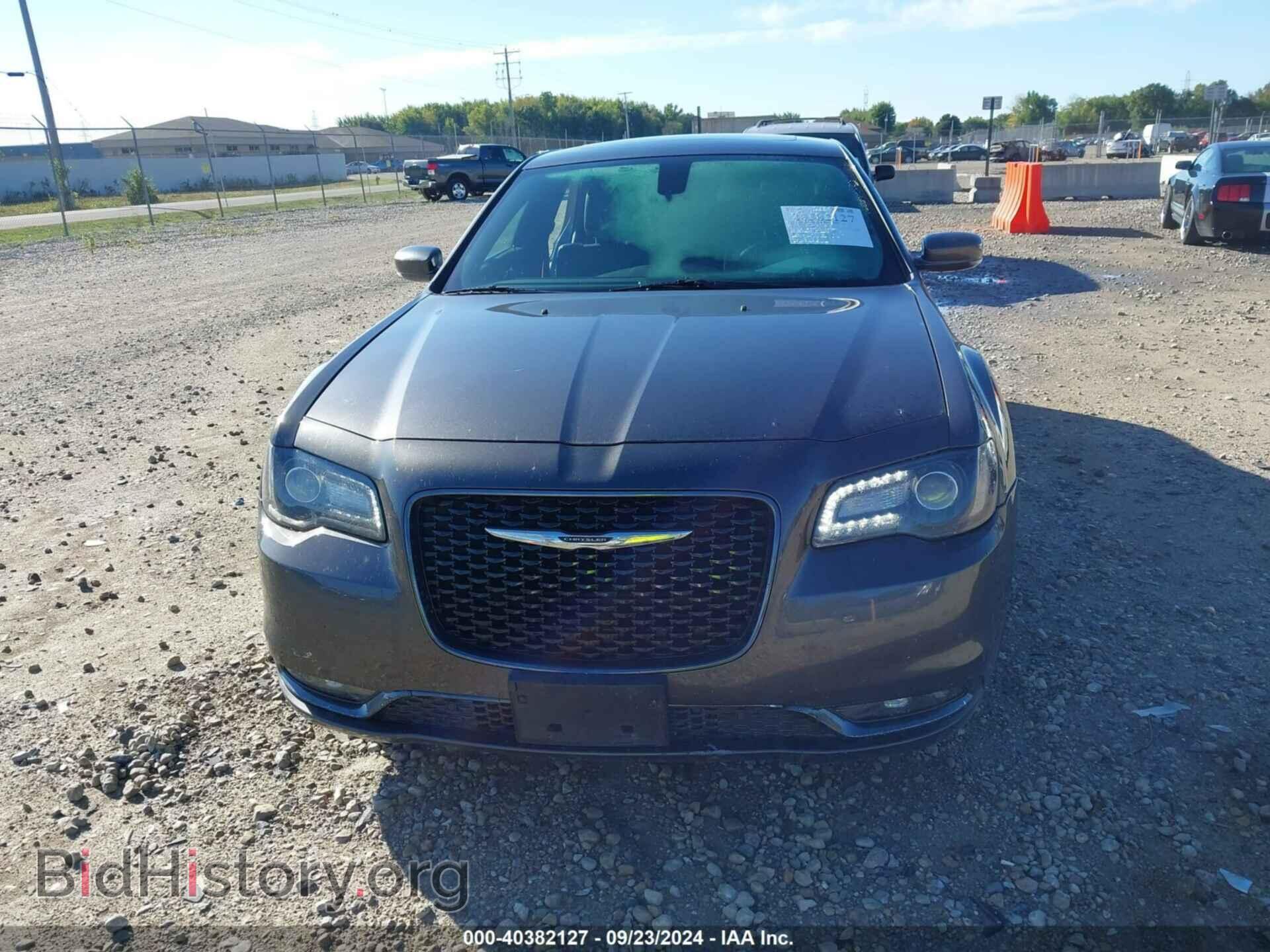 2017 CHRYSLER 300 - VIN: 2C3CCAGG7HH530183 - Фото 13