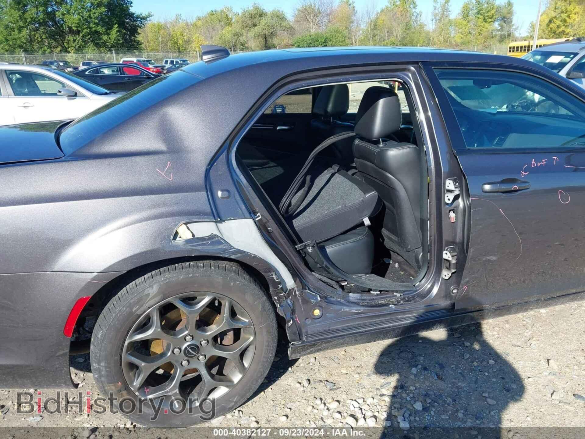 2017 CHRYSLER 300 - VIN: 2C3CCAGG7HH530183 - Фото 6